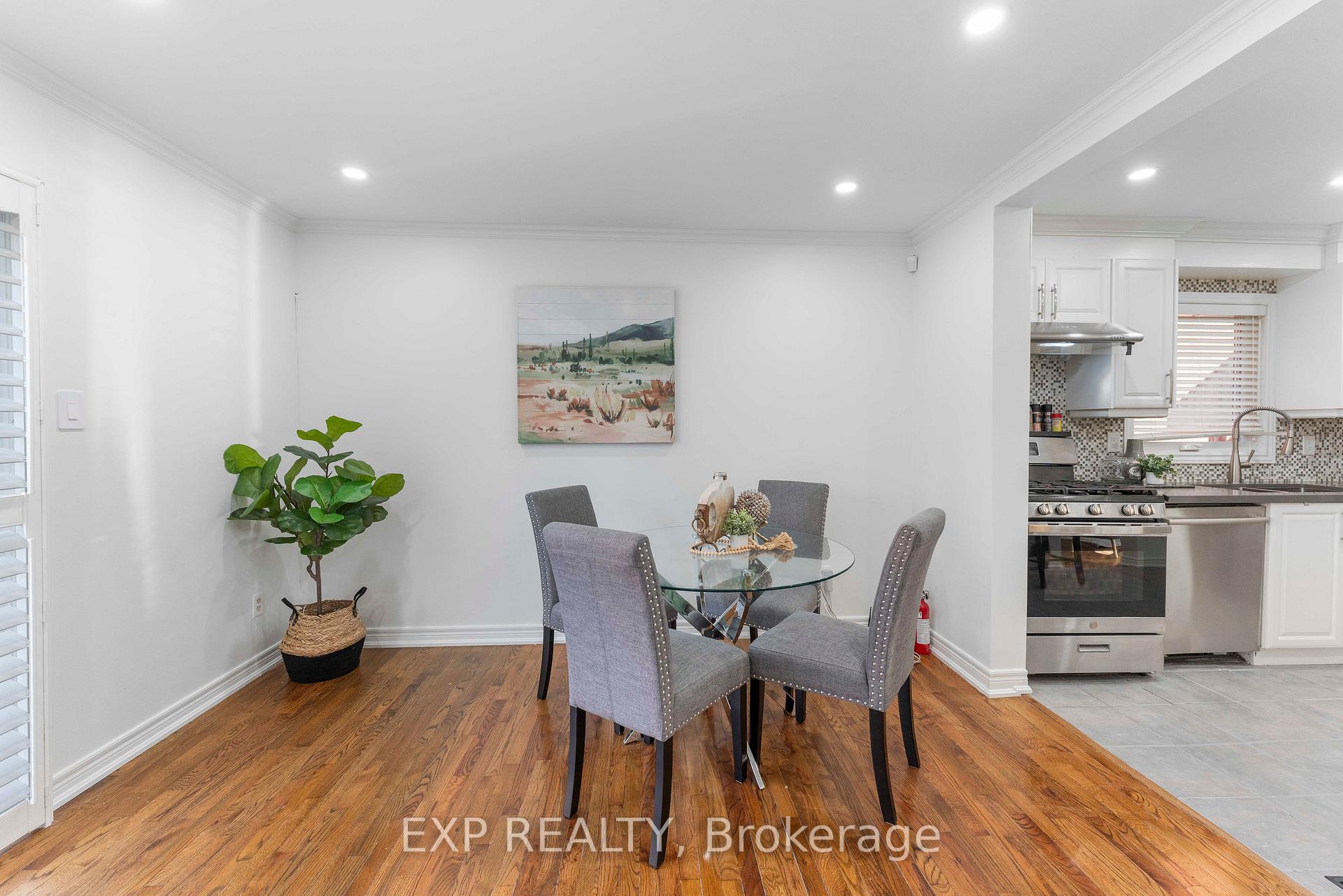 Photo 7 of 42 Fieldnest Crescent, Whitby, Rolling Acres — HOMEH