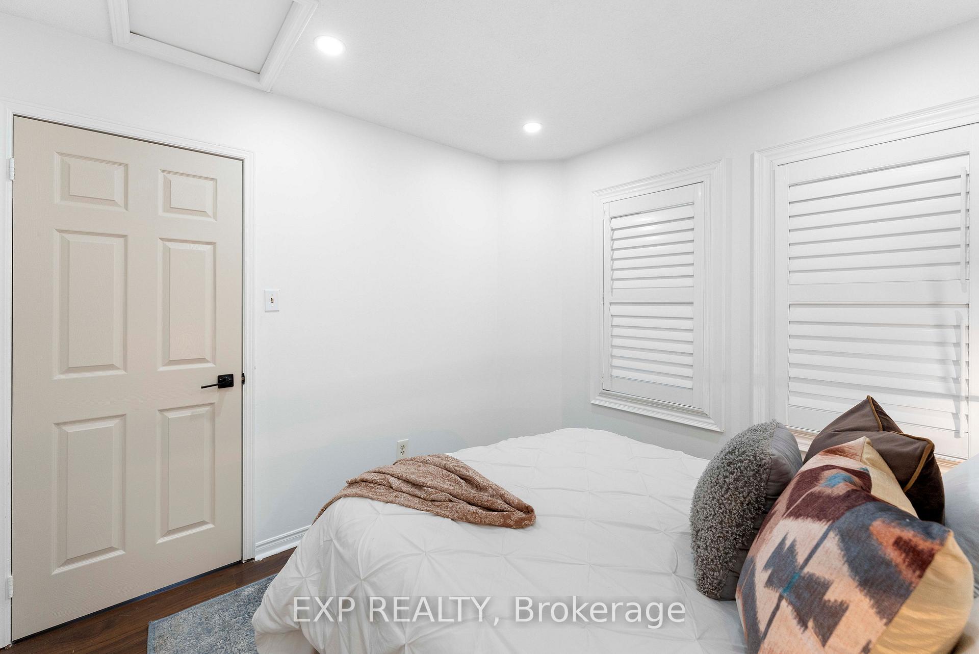 Photo 18 of 42 Fieldnest Crescent, Whitby, Rolling Acres — HOMEH