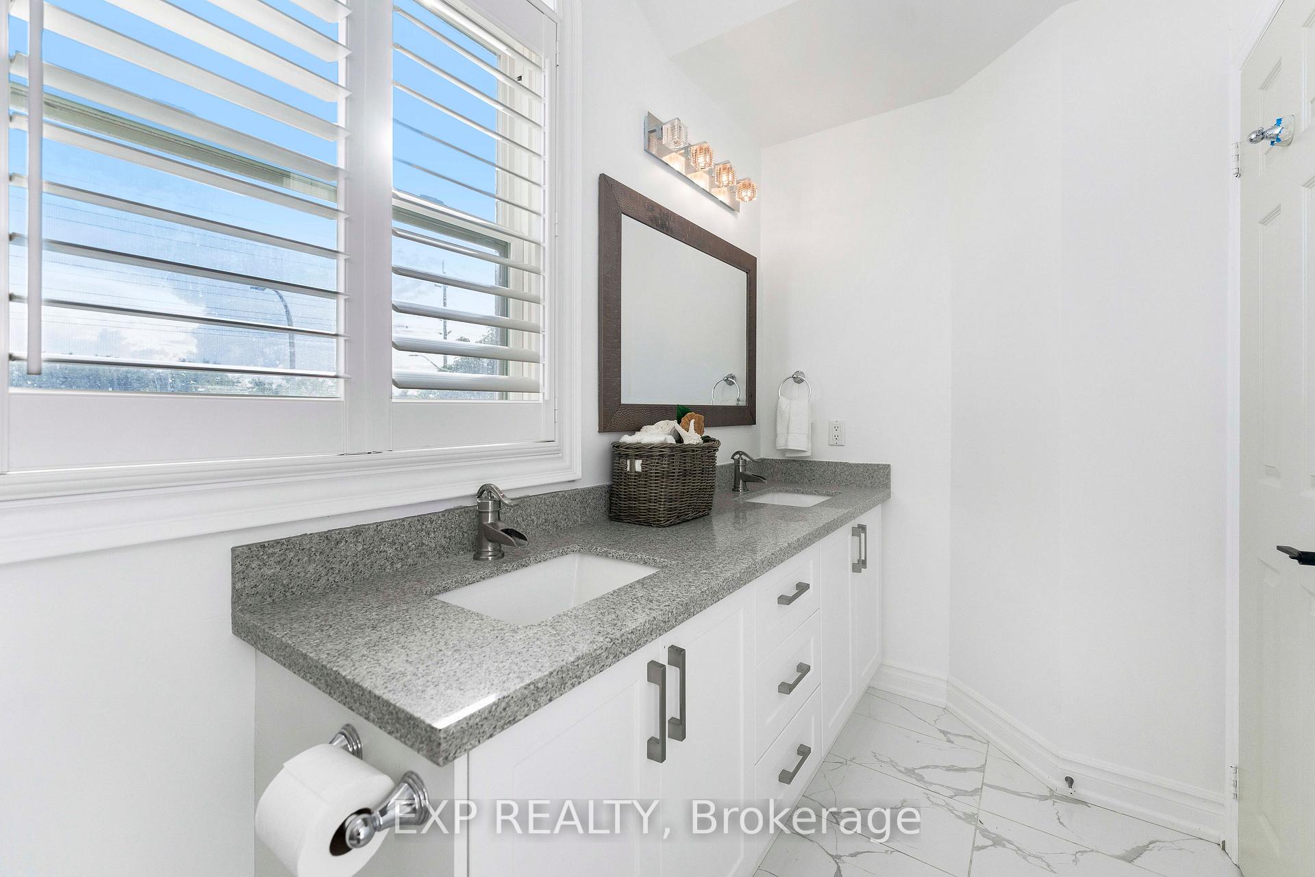 Photo 23 of 42 Fieldnest Crescent, Whitby, Rolling Acres — HOMEH