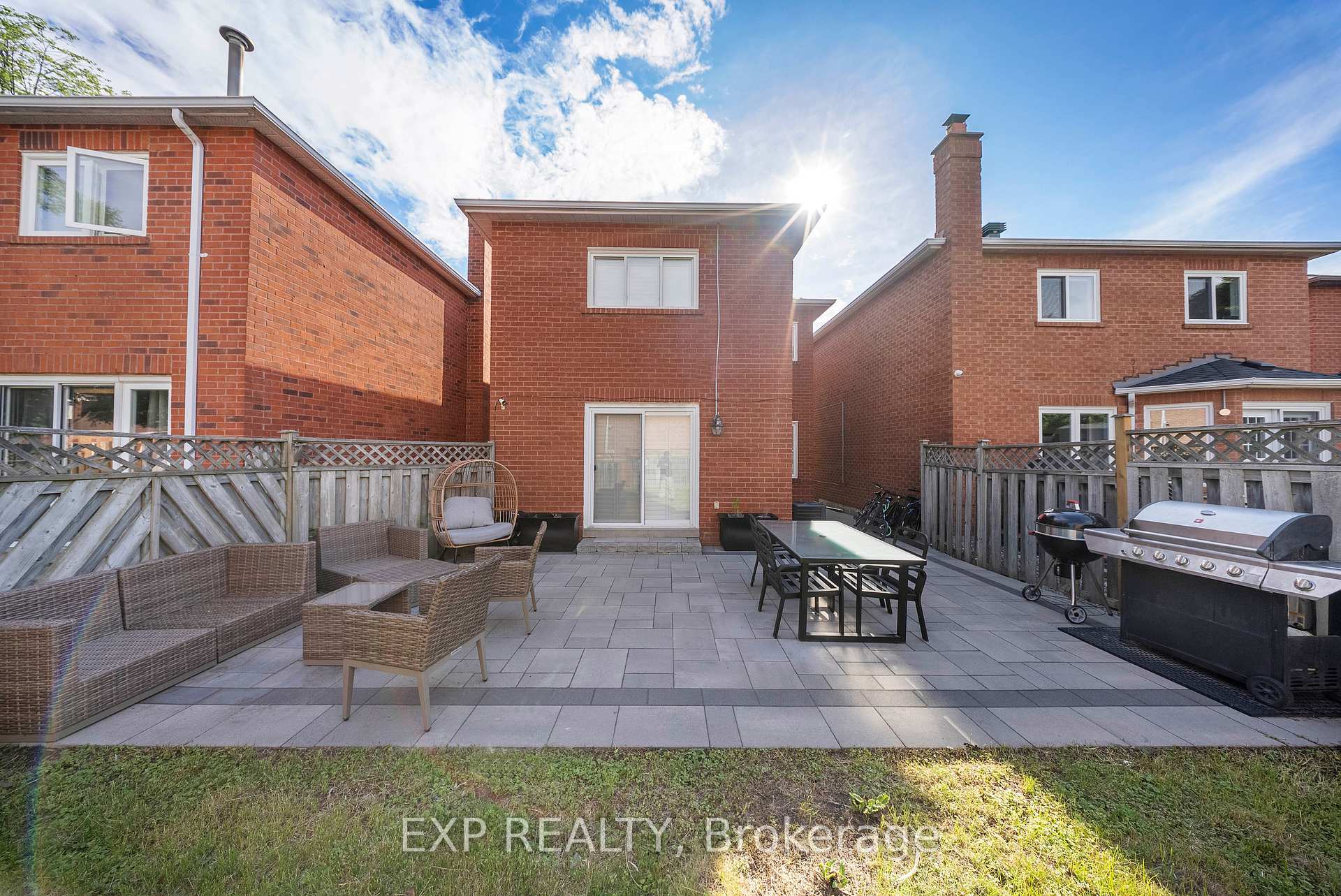 Photo 32 of 42 Fieldnest Crescent, Whitby, Rolling Acres — HOMEH
