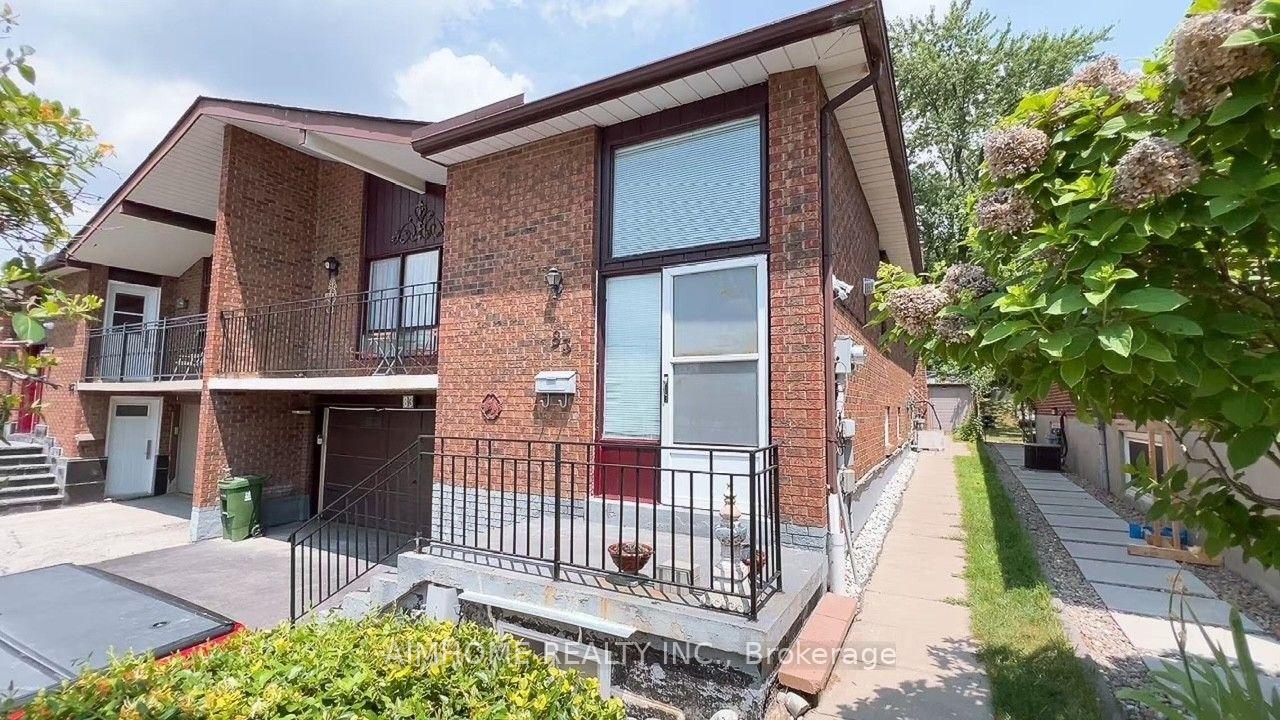 Photo 3 of Unit Upper level, 83 Mintwood Drive, North York, Bayview Woods-Steeles — HOMEH