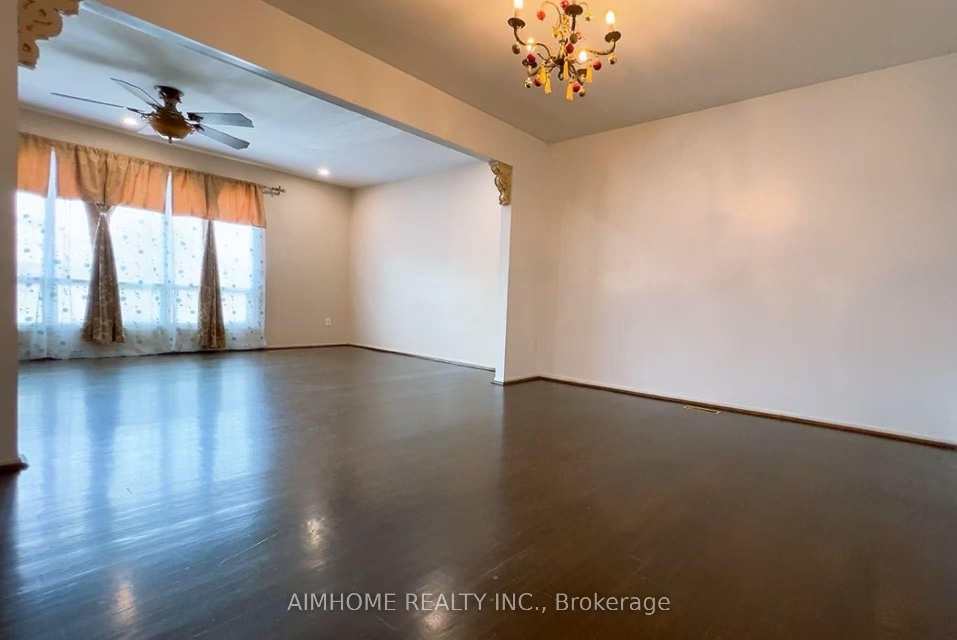 Photo 7 of Unit Upper level, 83 Mintwood Drive, North York, Bayview Woods-Steeles — HOMEH