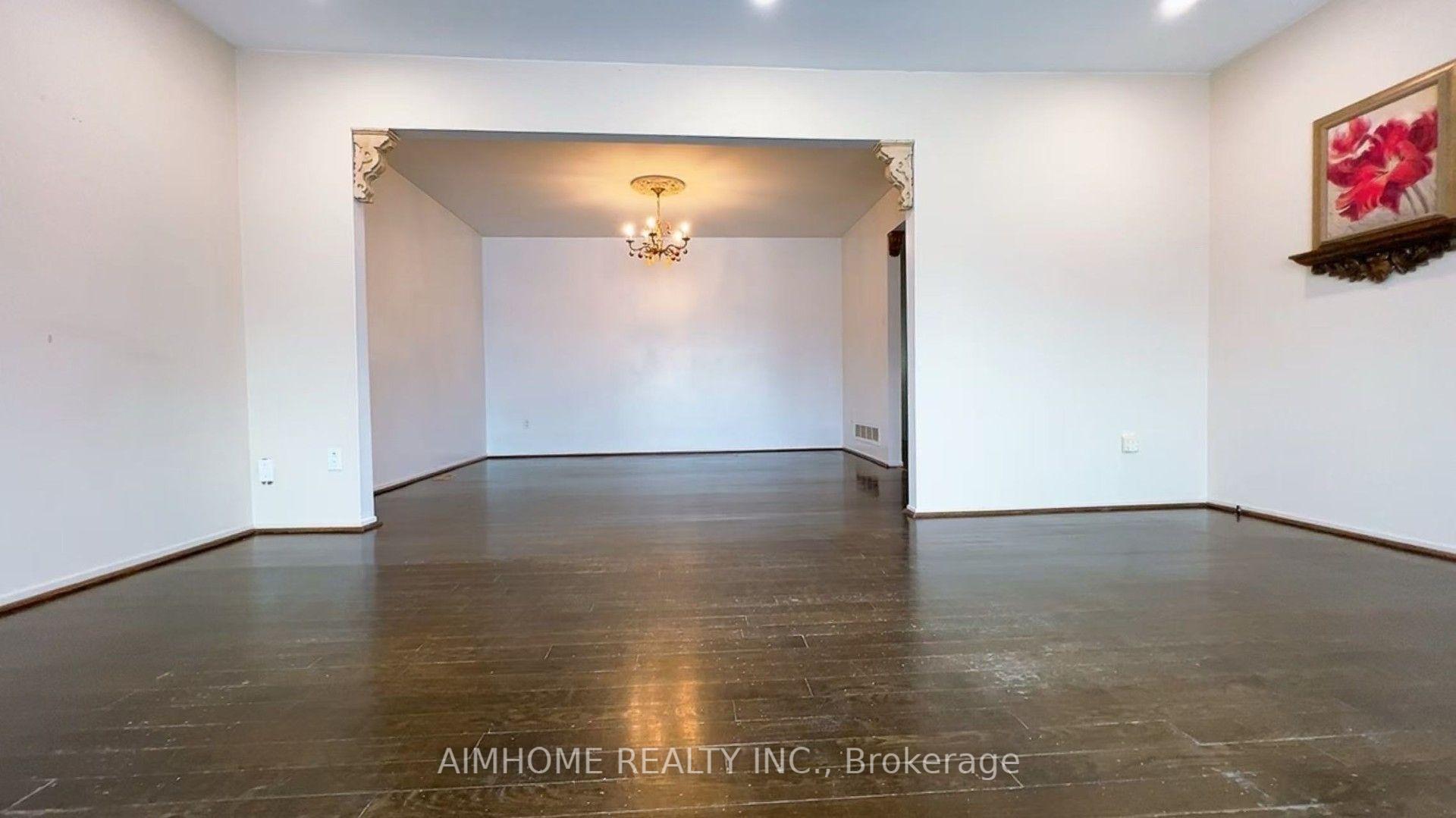 Photo 8 of Unit Upper level, 83 Mintwood Drive, North York, Bayview Woods-Steeles — HOMEH