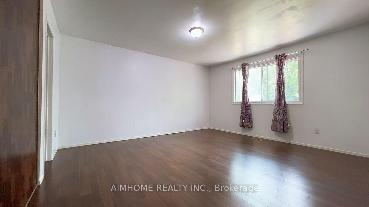 Photo 12 of Unit Upper level, 83 Mintwood Drive, North York, Bayview Woods-Steeles — HOMEH