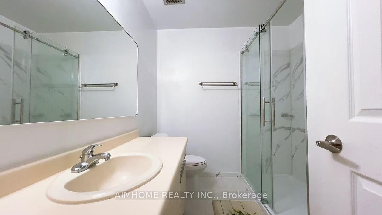 Photo 17 of Unit Upper level, 83 Mintwood Drive, North York, Bayview Woods-Steeles — HOMEH