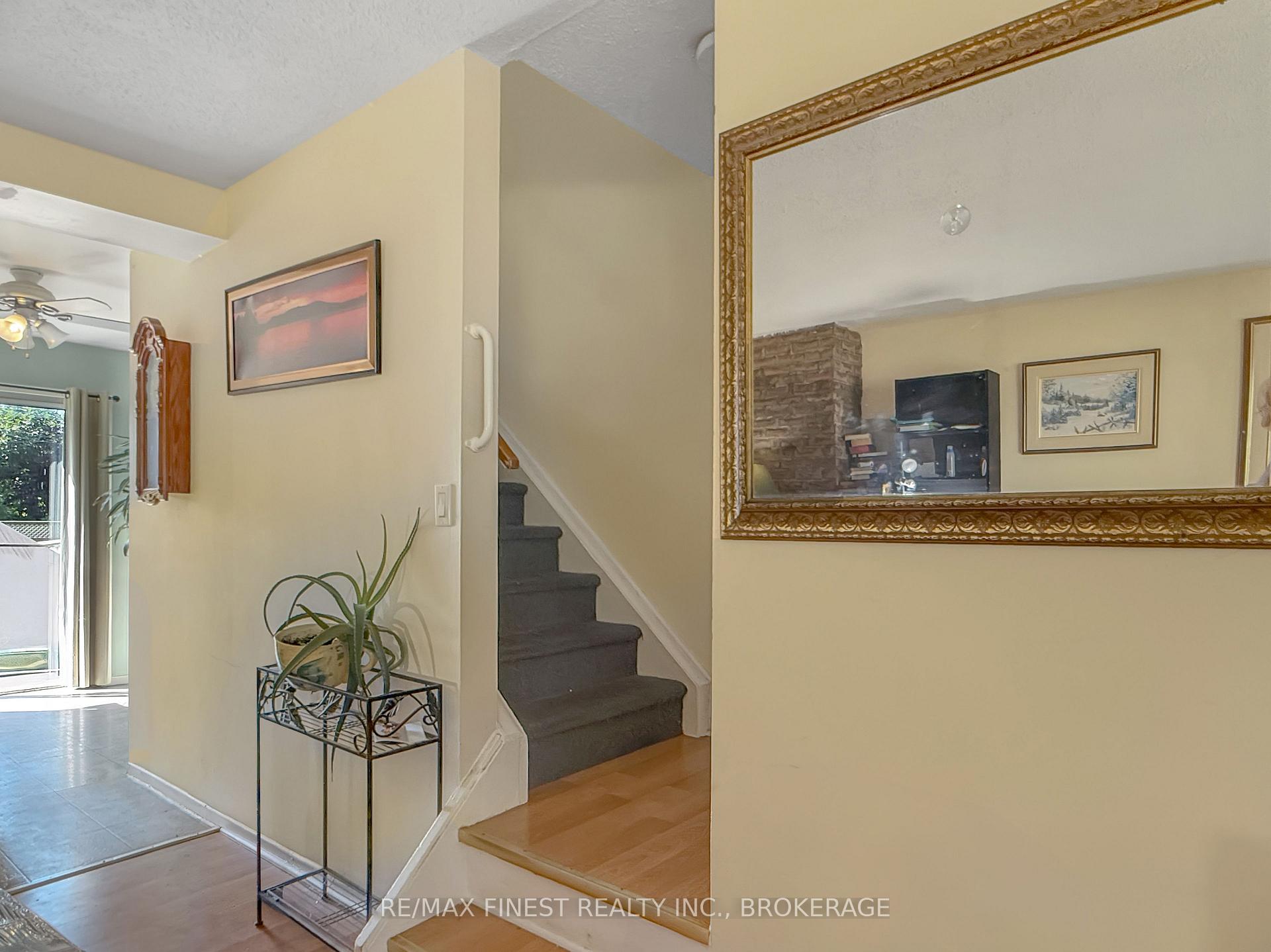 Photo 6 of 913 Oakview Avenue, Kingston, South of Taylor-Kidd Blvd — HOMEH