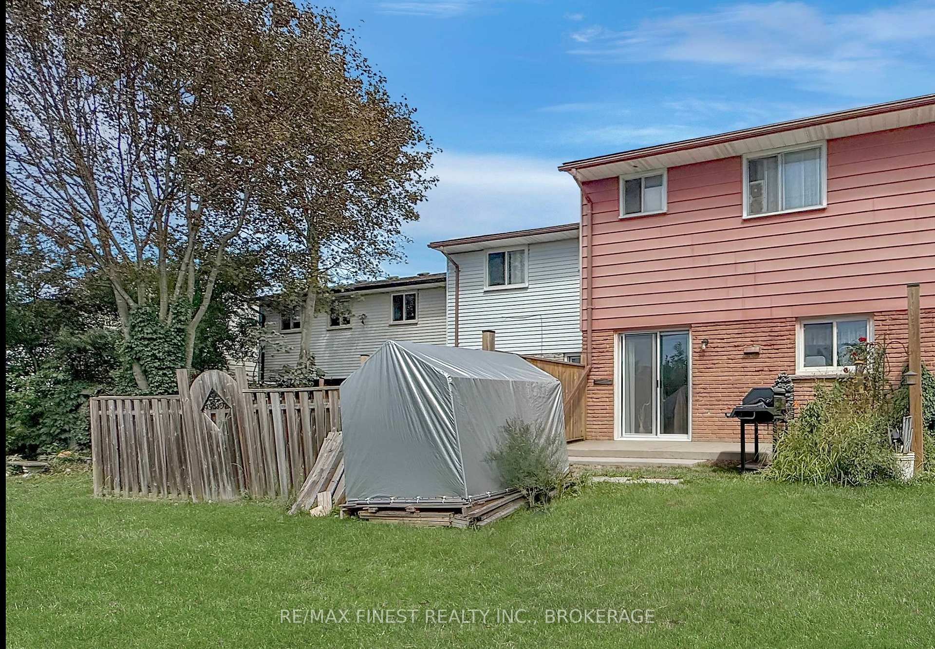 Photo 19 of 913 Oakview Avenue, Kingston, South of Taylor-Kidd Blvd — HOMEH