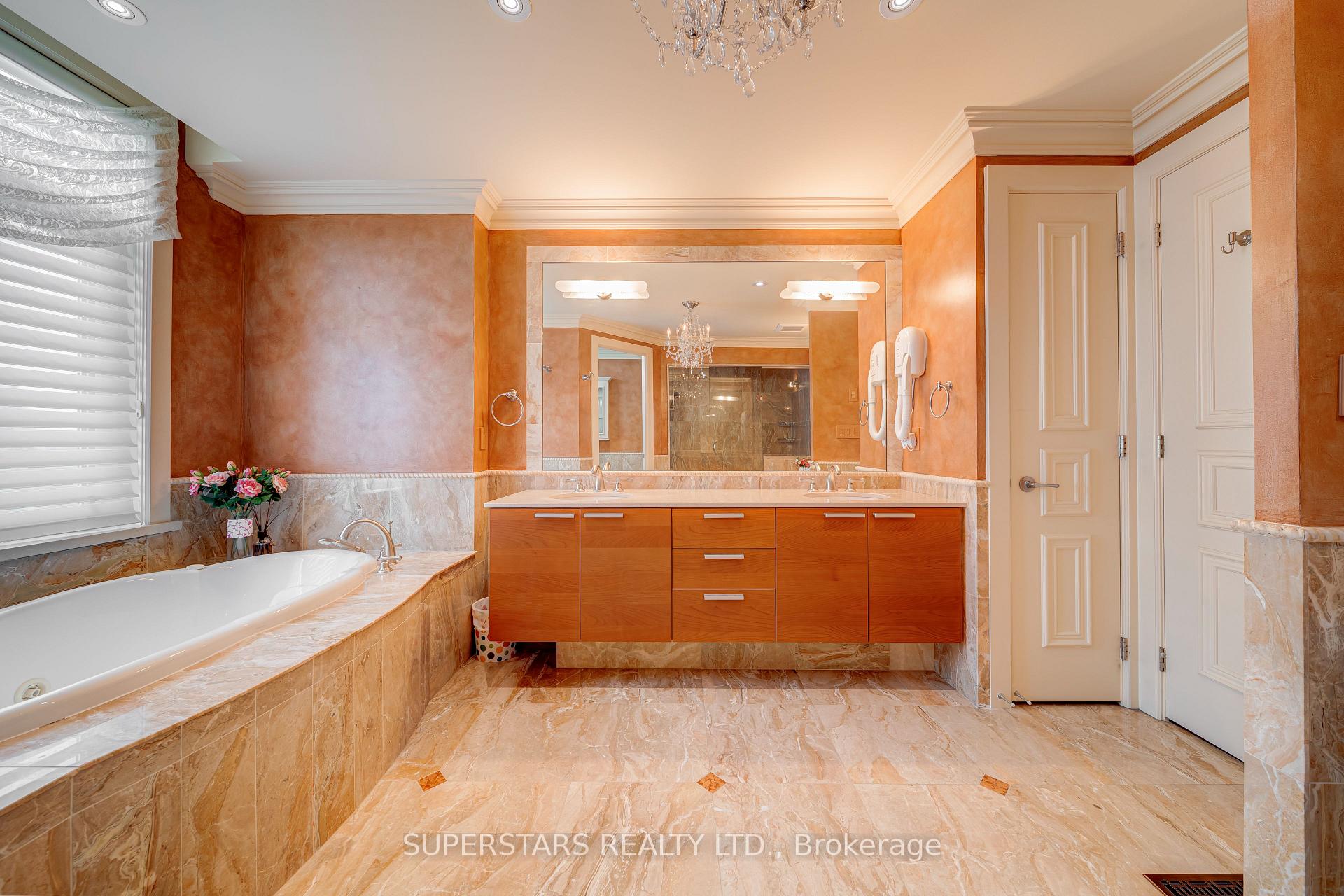 Photo 29 of Unit 16, 25 Elkhorn Drive, North York, Bayview Village — HOMEH