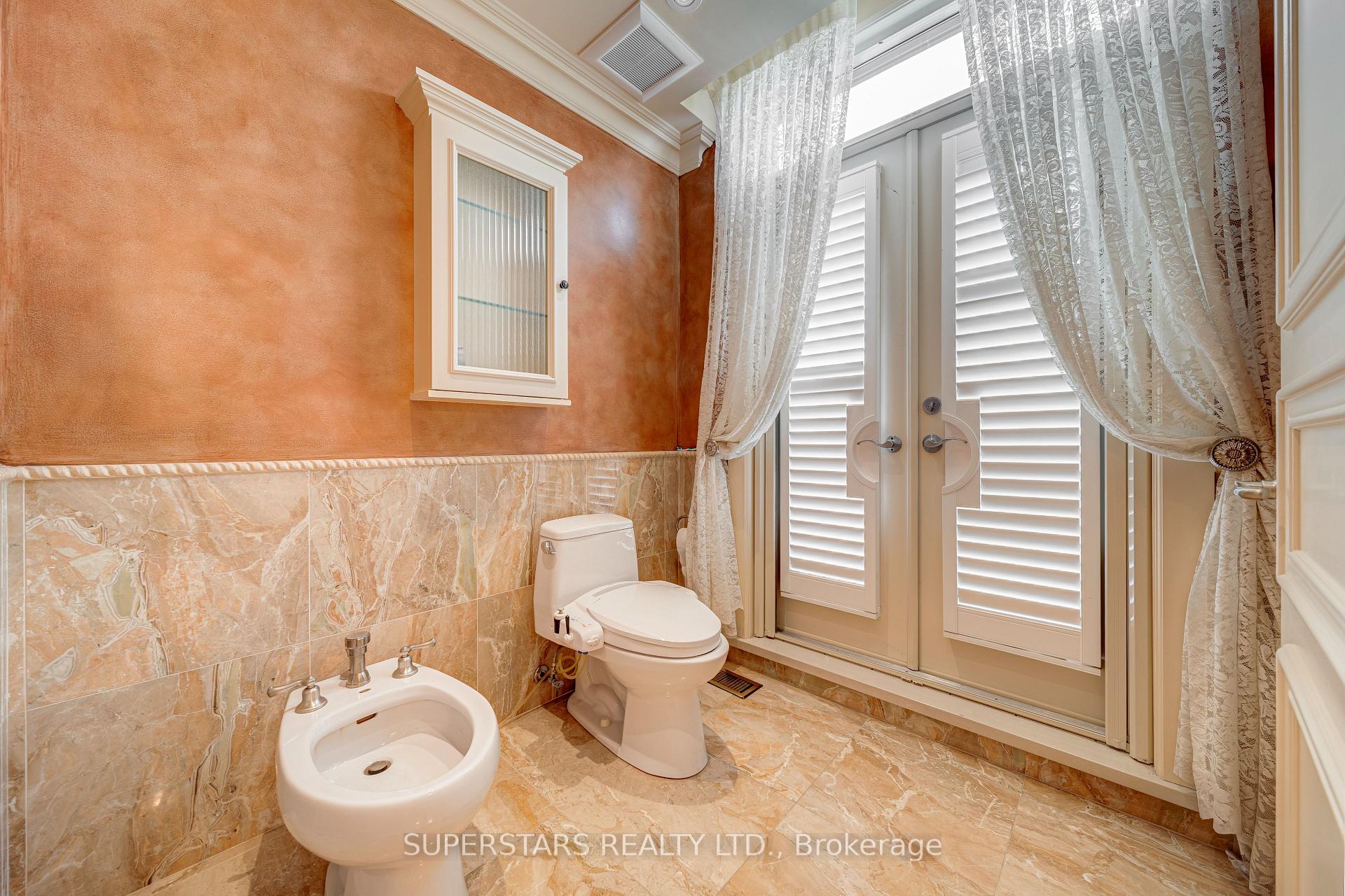 Photo 30 of Unit 16, 25 Elkhorn Drive, North York, Bayview Village — HOMEH