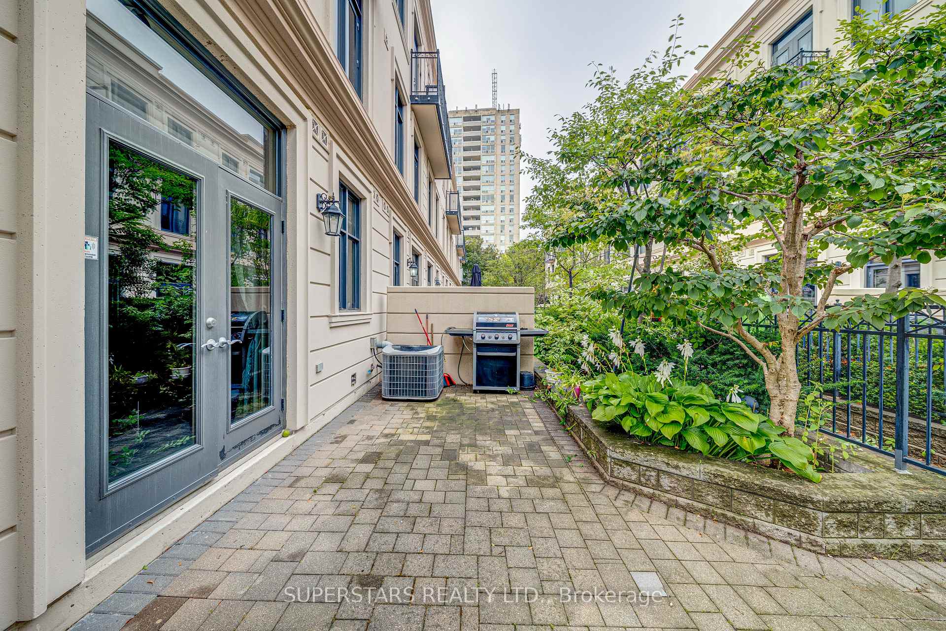 Photo 38 of Unit 16, 25 Elkhorn Drive, North York, Bayview Village — HOMEH