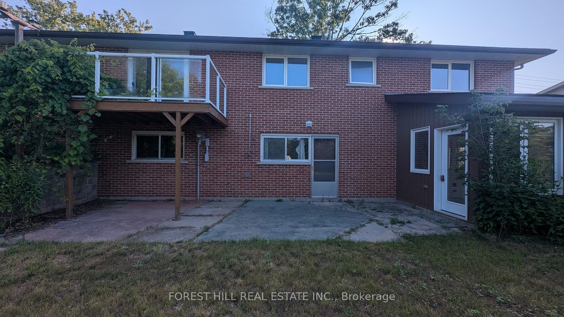 Photo 2 of 144 Miller Drive, Barrie, Edgehill Drive — HOMEH
