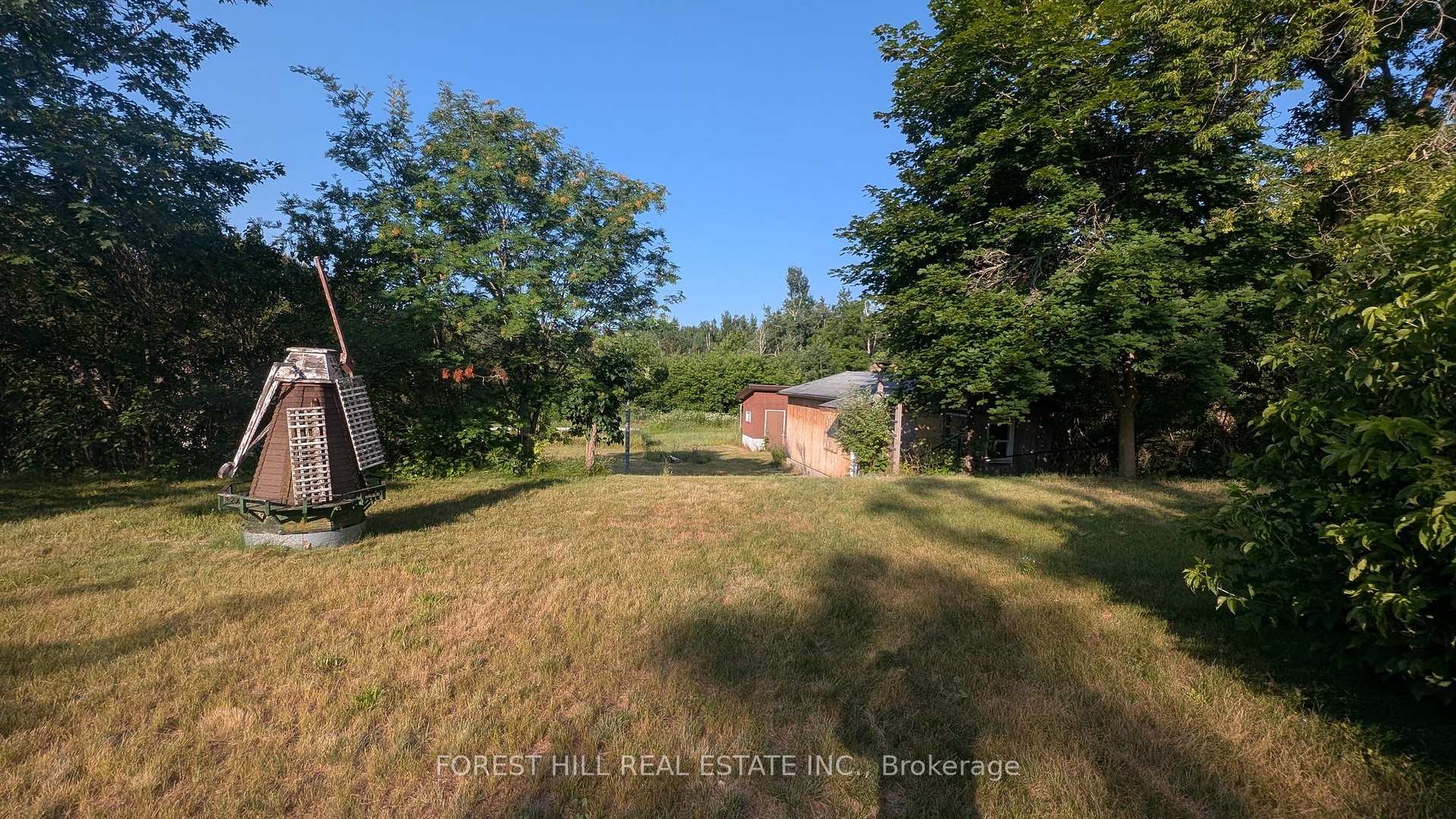 Photo 4 of 144 Miller Drive, Barrie, Edgehill Drive — HOMEH