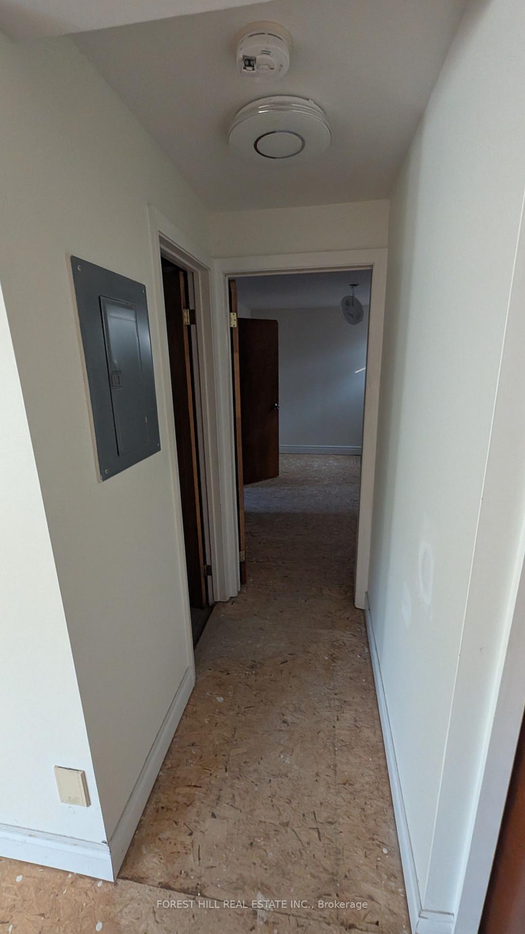 Photo 32 of 144 Miller Drive, Barrie, Edgehill Drive — HOMEH