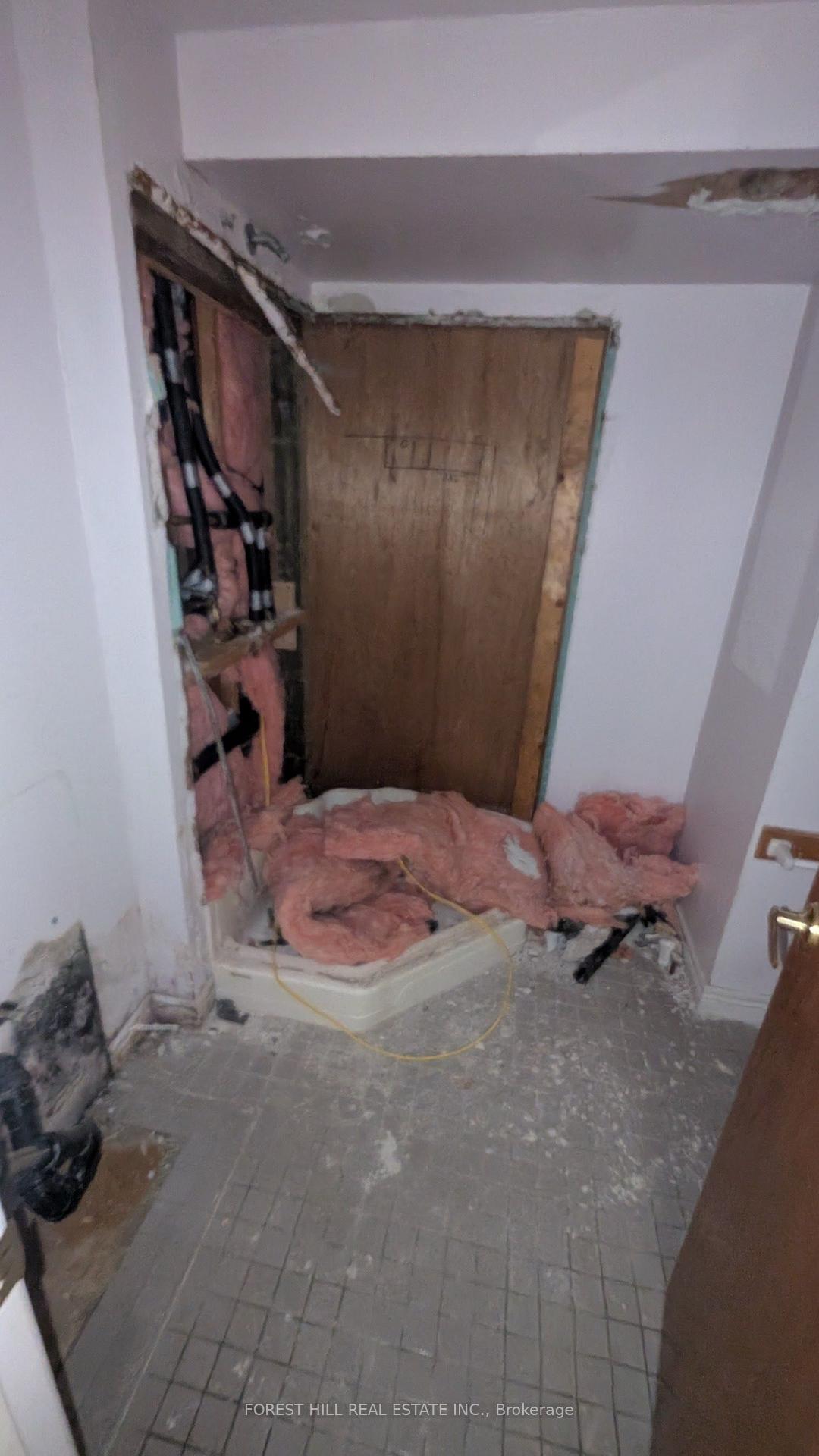 Photo 33 of 144 Miller Drive, Barrie, Edgehill Drive — HOMEH