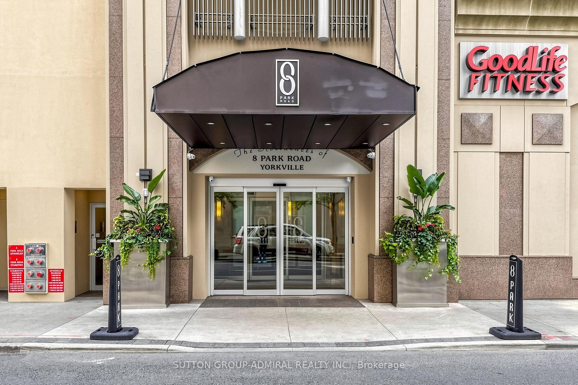 Photo 5 of Unit 2116, 8 Park Road, Toronto, Rosedale-Moore Park — HOMEH