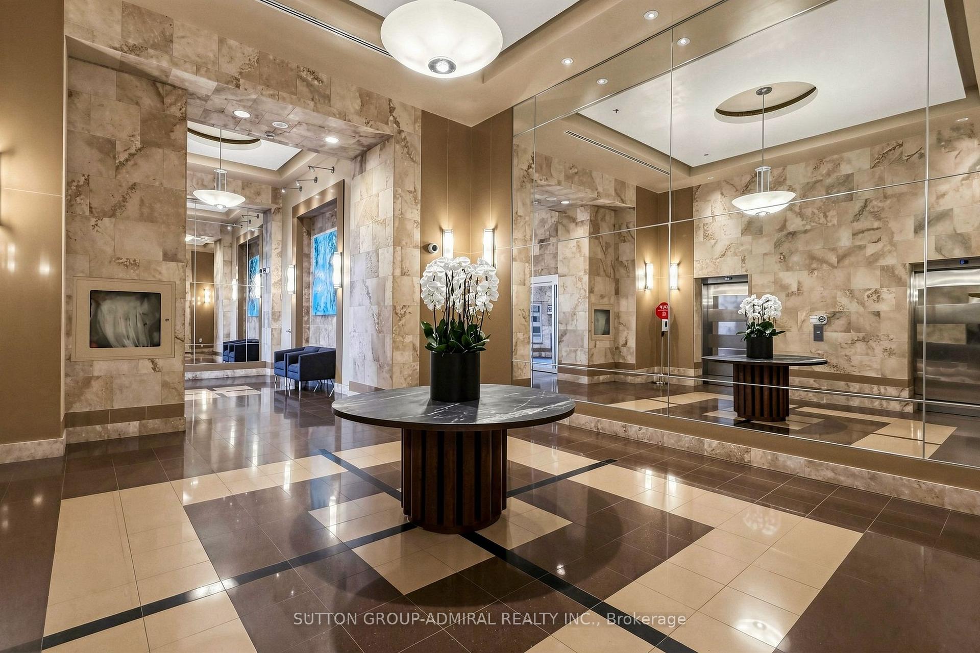 Photo 10 of Unit 2116, 8 Park Road, Toronto, Rosedale-Moore Park — HOMEH