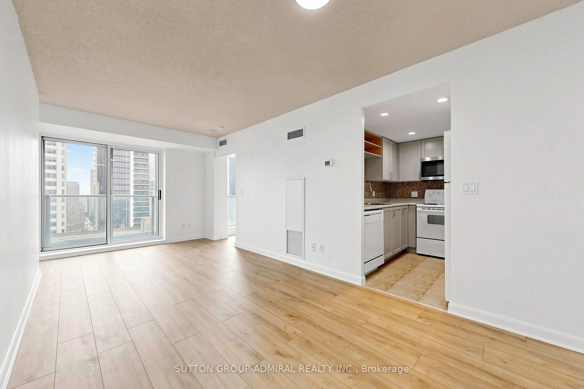 Photo 15 of Unit 2116, 8 Park Road, Toronto, Rosedale-Moore Park — HOMEH