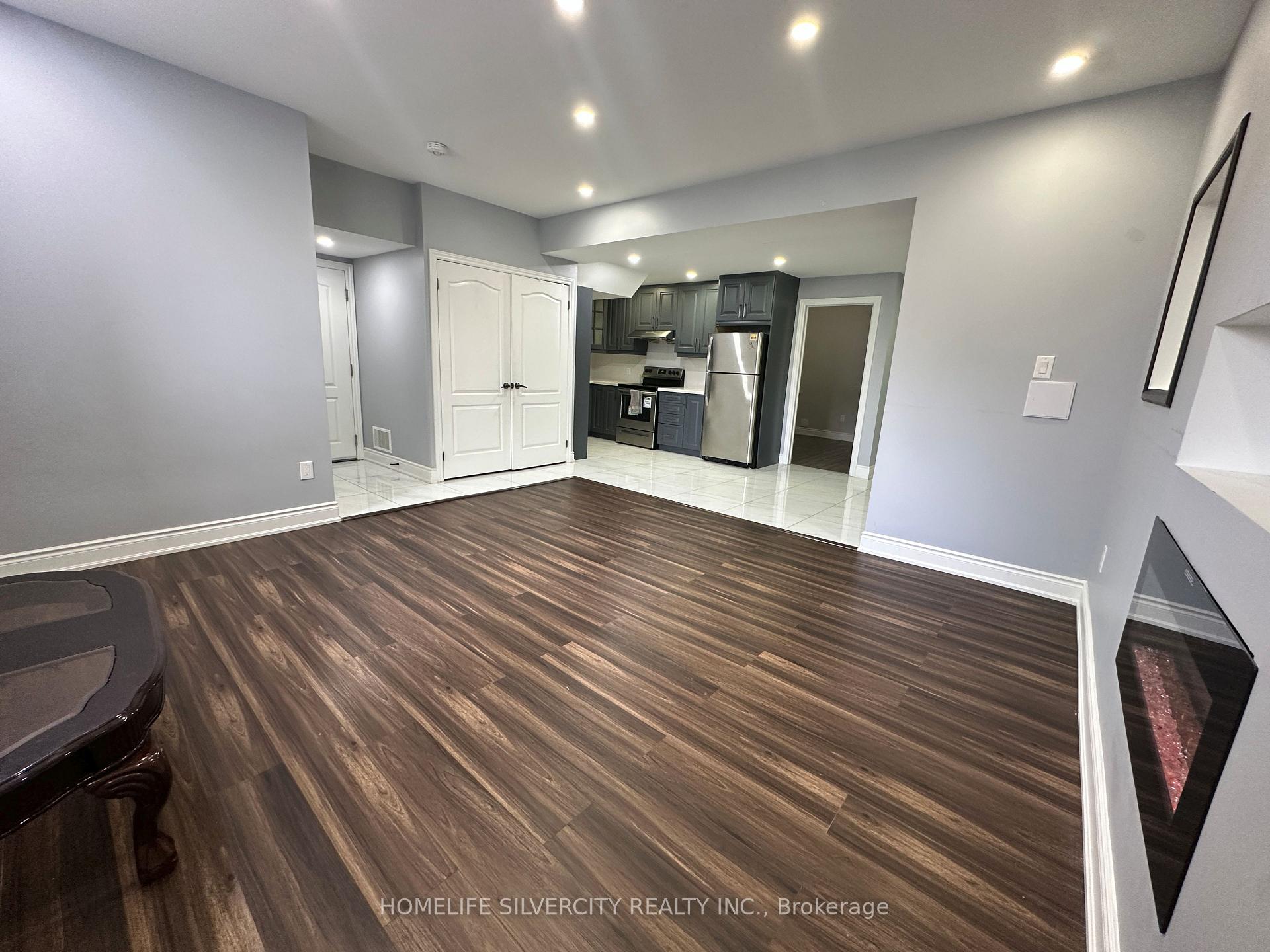 Photo 11 of Unit 2, 2 Tomahawk Court, Brampton, Toronto Gore Rural Estate — HOMEH