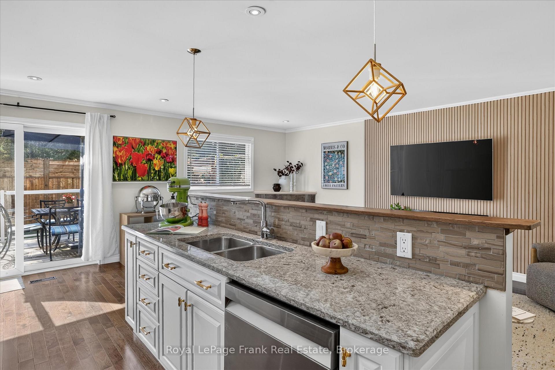 Photo 11 of 1465 Wildlark Drive, Peterborough, Monaghan Ward 2 — HOMEH