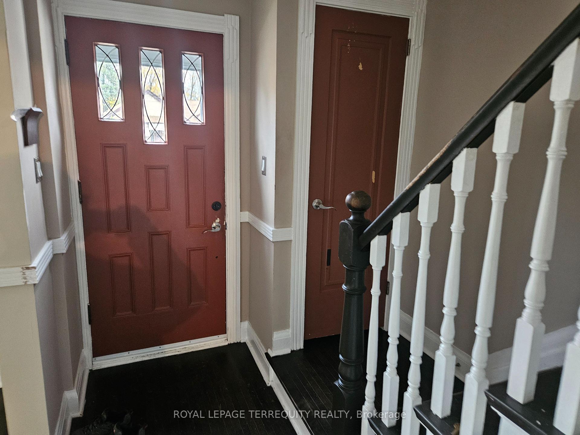 Photo 2 of 319 Lawrence Avenue W, Toronto, Bedford Park-Nortown — HOMEH