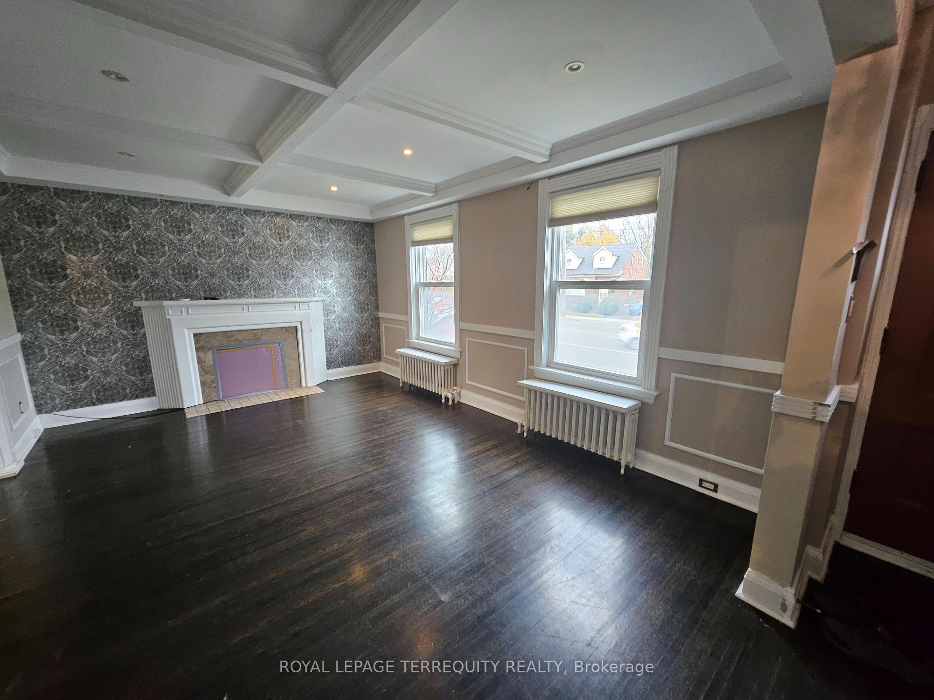 Photo 3 of 319 Lawrence Avenue W, Toronto, Bedford Park-Nortown — HOMEH