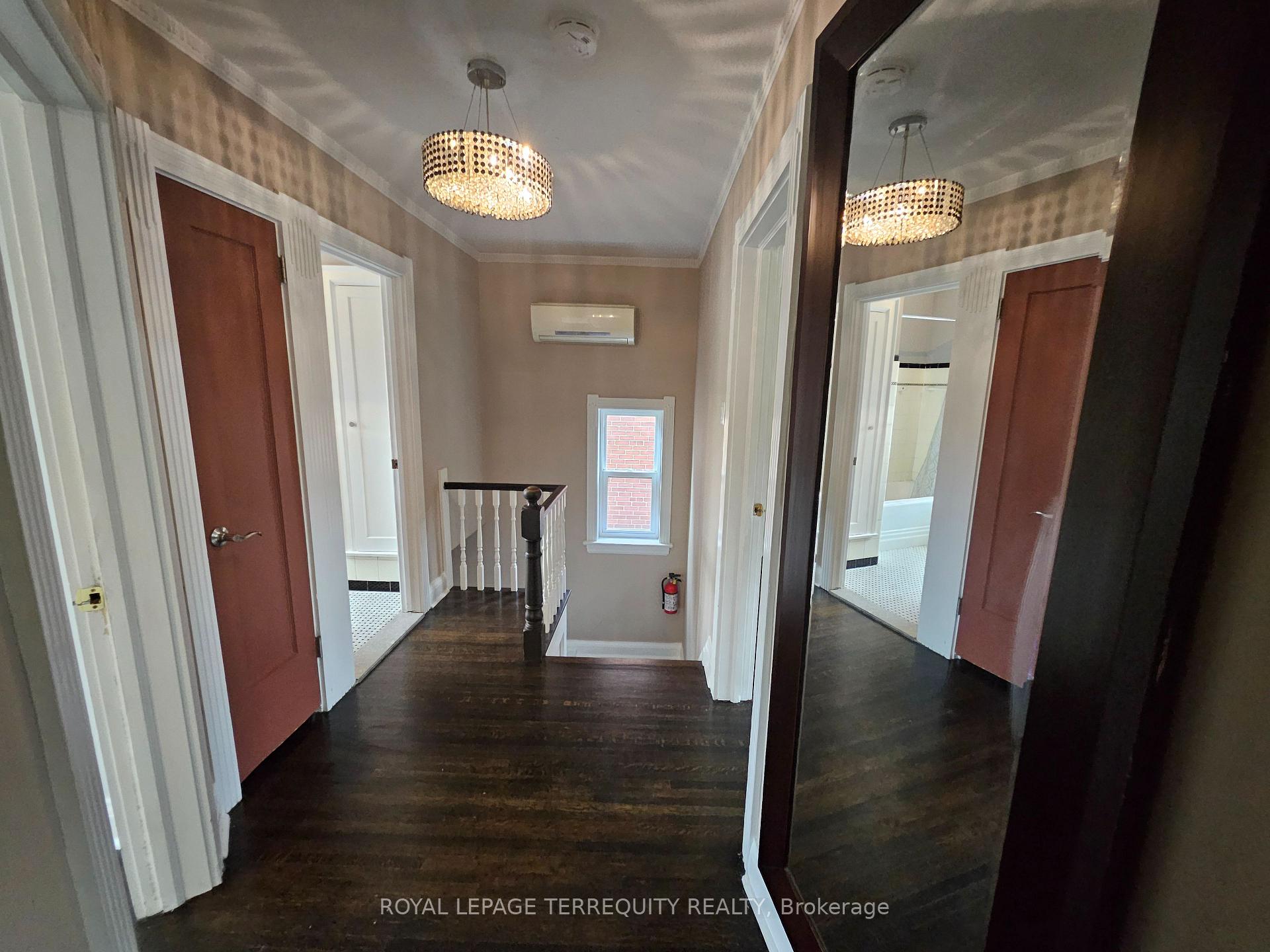 Photo 14 of 319 Lawrence Avenue W, Toronto, Bedford Park-Nortown — HOMEH