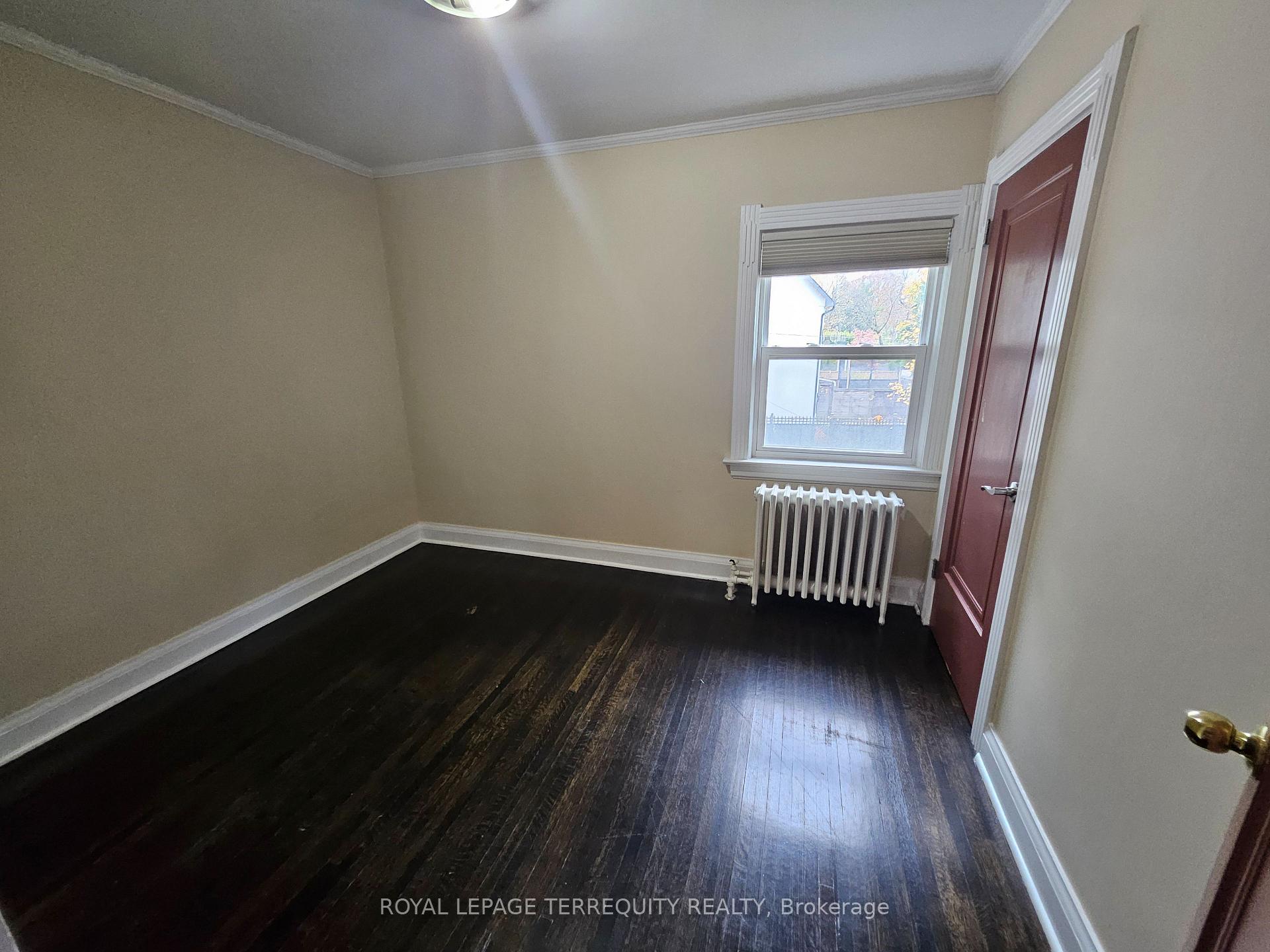 Photo 19 of 319 Lawrence Avenue W, Toronto, Bedford Park-Nortown — HOMEH