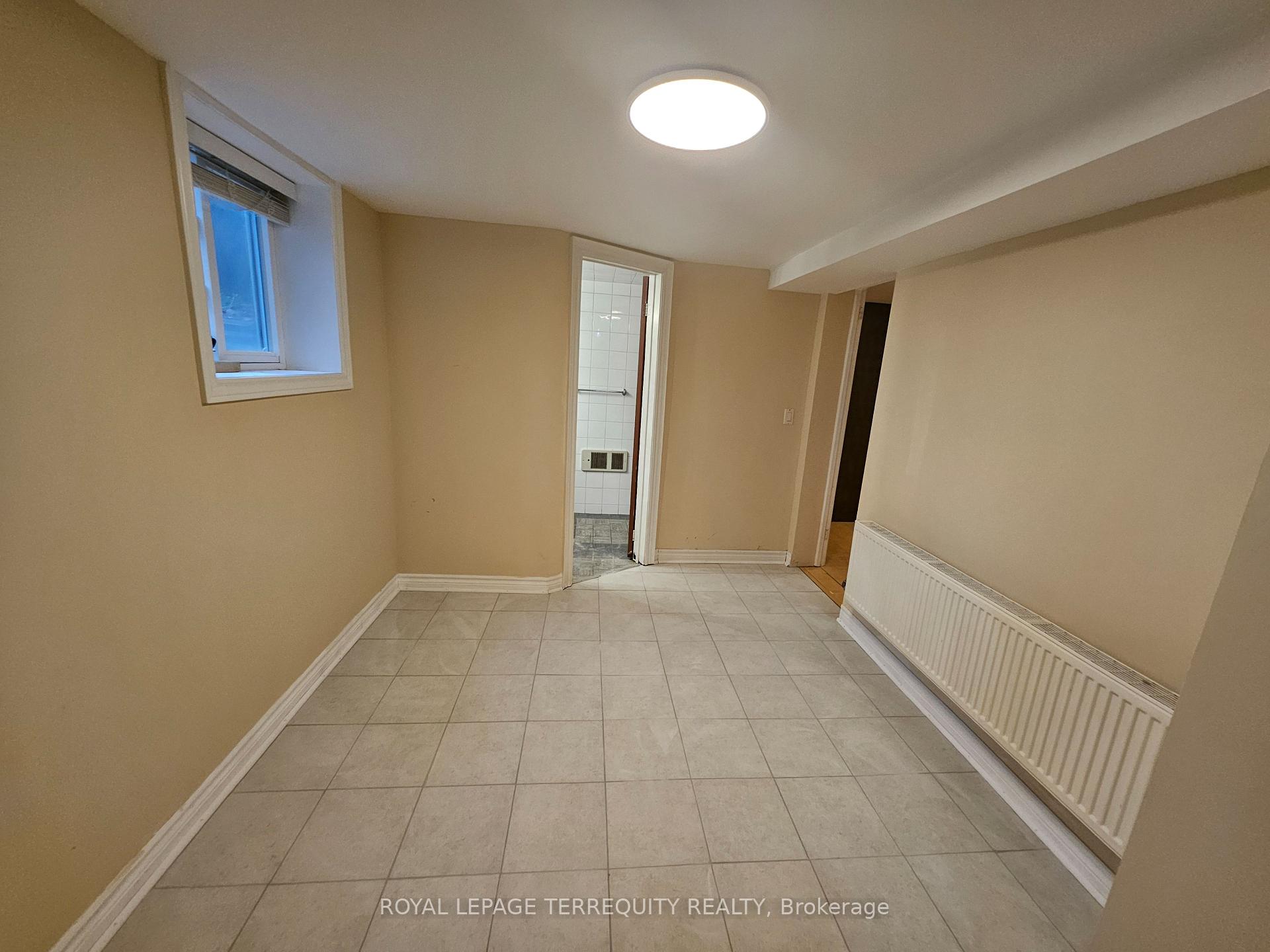 Photo 24 of 319 Lawrence Avenue W, Toronto, Bedford Park-Nortown — HOMEH
