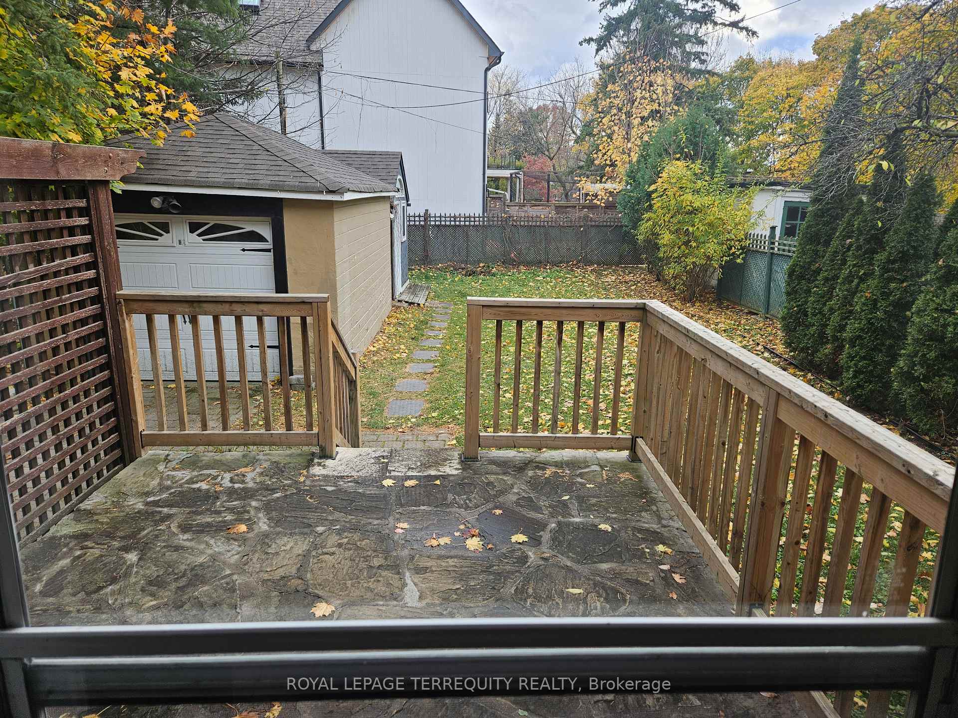 Photo 32 of 319 Lawrence Avenue W, Toronto, Bedford Park-Nortown — HOMEH