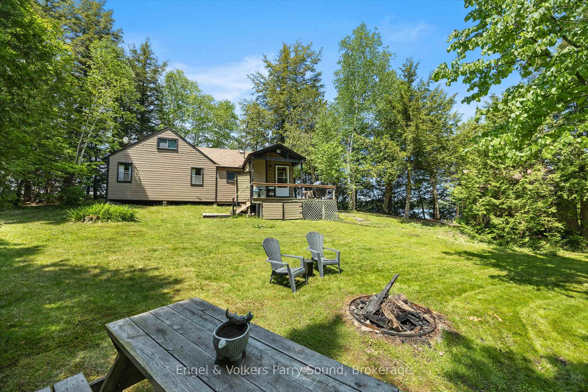 Photo 22 of 52 Island B, McDougall — HOMEH