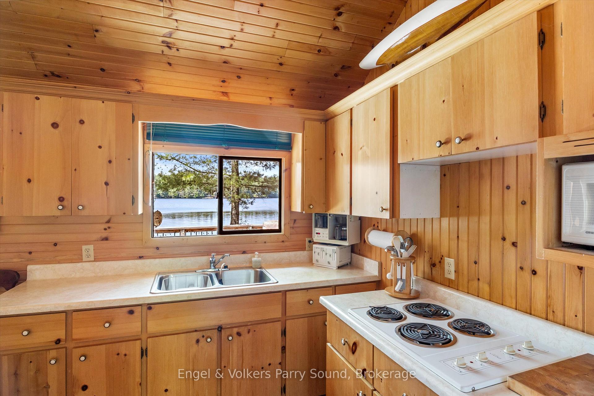 Photo 31 of 52 Island B, McDougall — HOMEH