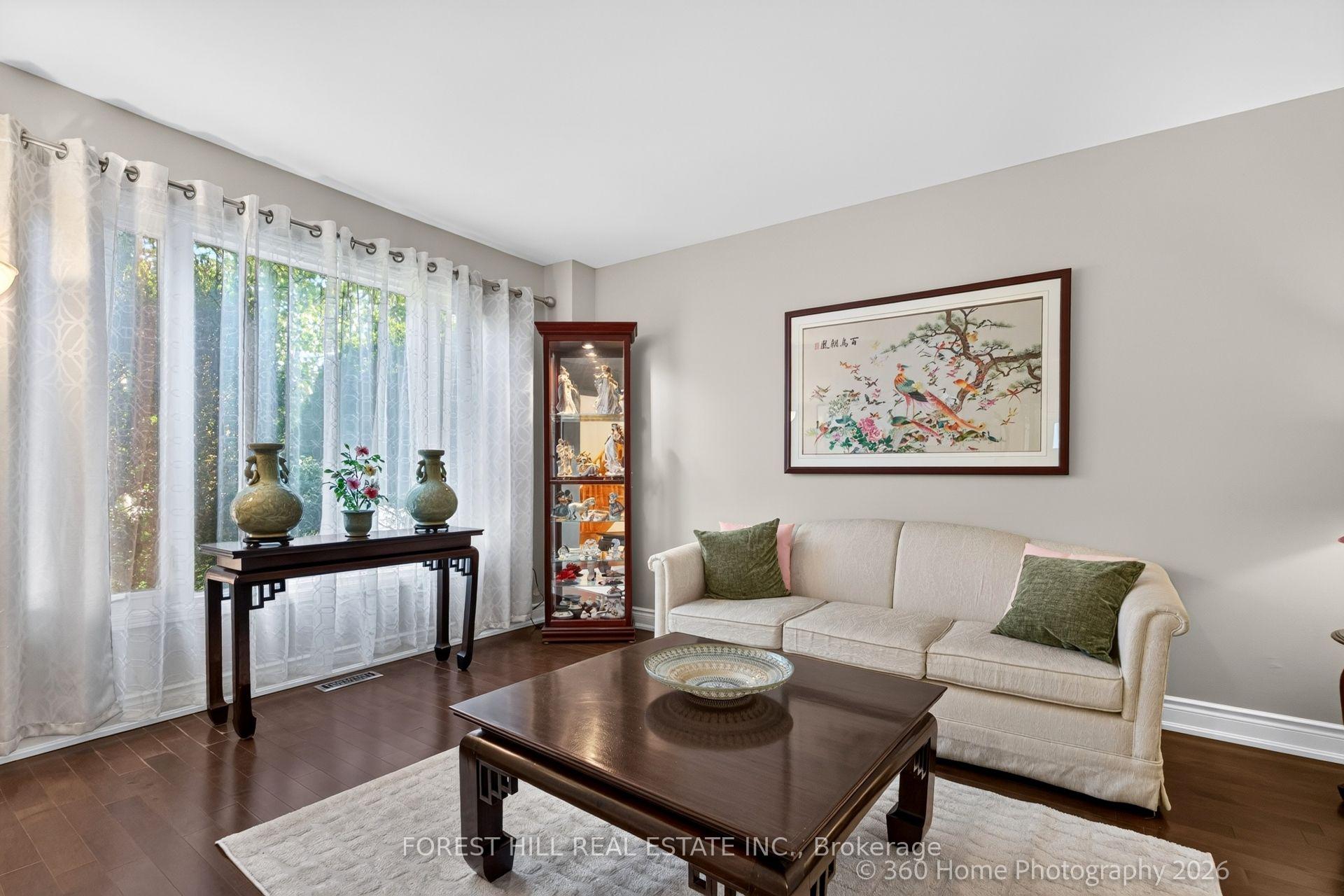 Photo 2 of 6108 Osprey Boulevard, Mississauga, Lisgar — HOMEH