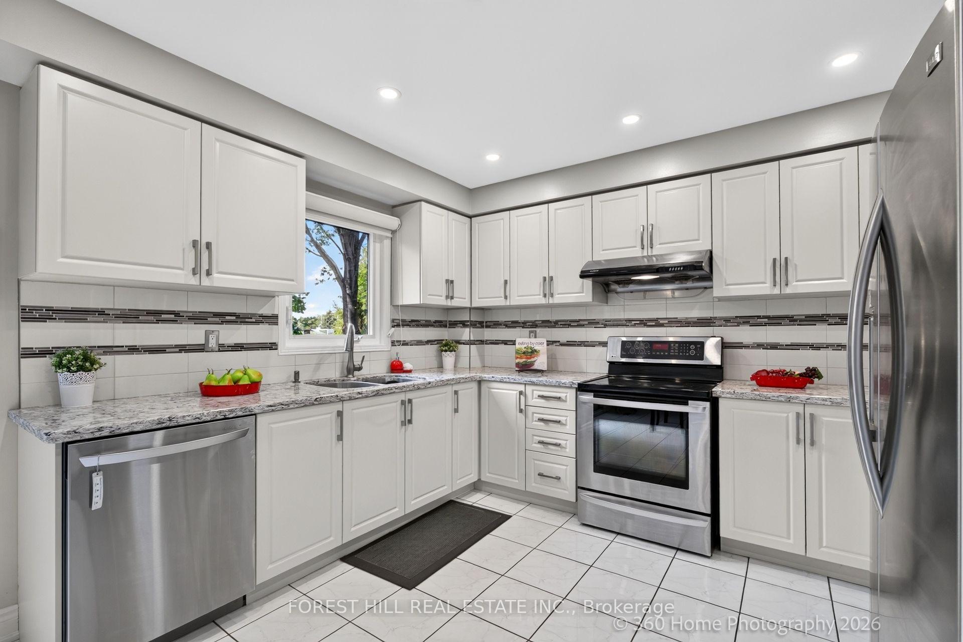 Photo 24 of 6108 Osprey Boulevard, Mississauga, Lisgar — HOMEH