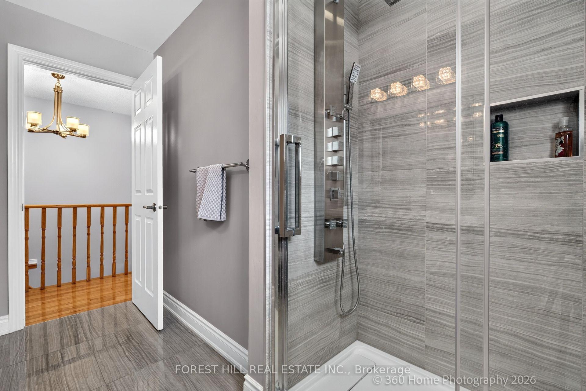 Photo 47 of 6108 Osprey Boulevard, Mississauga, Lisgar — HOMEH