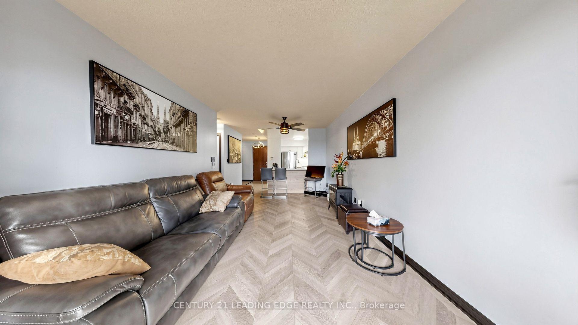Photo 18 of Unit 212, 39 Oneida Crescent, Richmond Hill, Langstaff — HOMEH