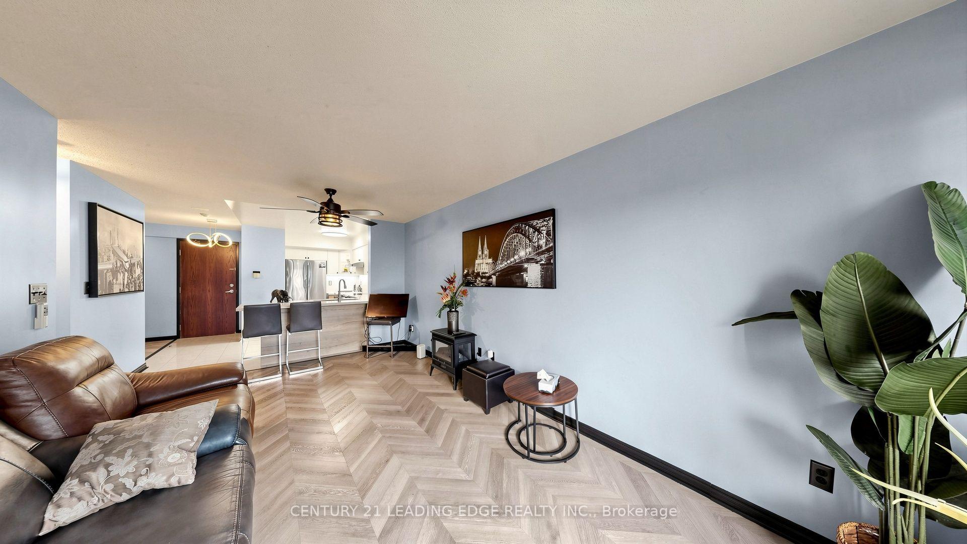 Photo 19 of Unit 212, 39 Oneida Crescent, Richmond Hill, Langstaff — HOMEH