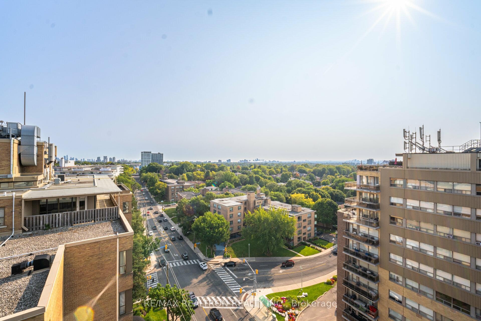 Photo 23 of Unit 1203, 2525 Bathurst Street, Toronto, Forest Hill North — HOMEH