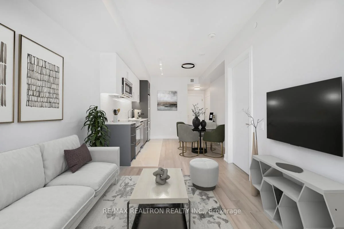 Photo 4 of Unit 805, 2525 Bathurst Street, Toronto, Forest Hill North — HOMEH