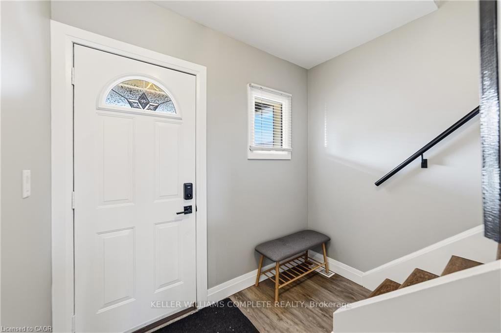 Photo 4 of 138 Cameron Avenue N, Hamilton, Homeside — HOMEH