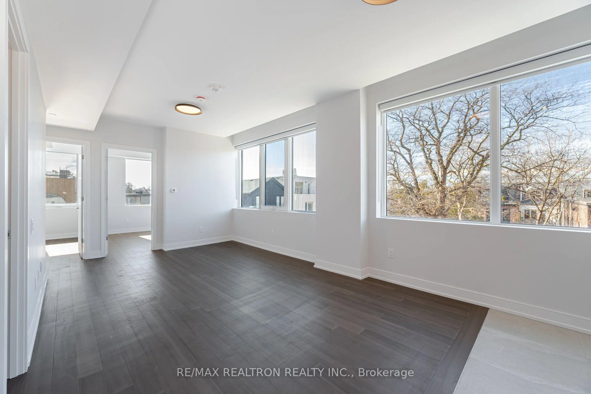 Photo 8 of Unit 203, 664 Spadina Avenue, Toronto, University — HOMEH