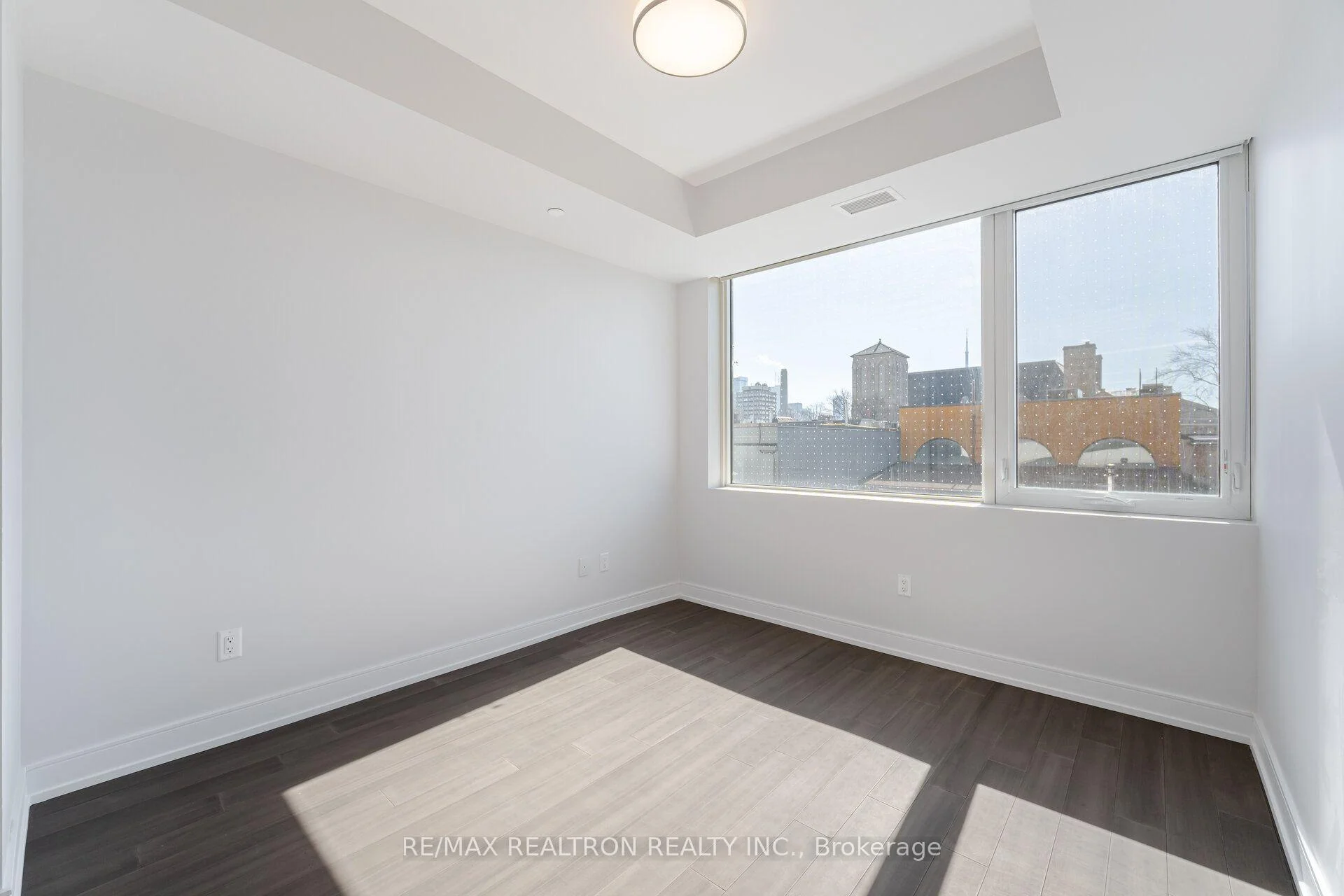 Photo 25 of Unit 203, 664 Spadina Avenue, Toronto, University — HOMEH