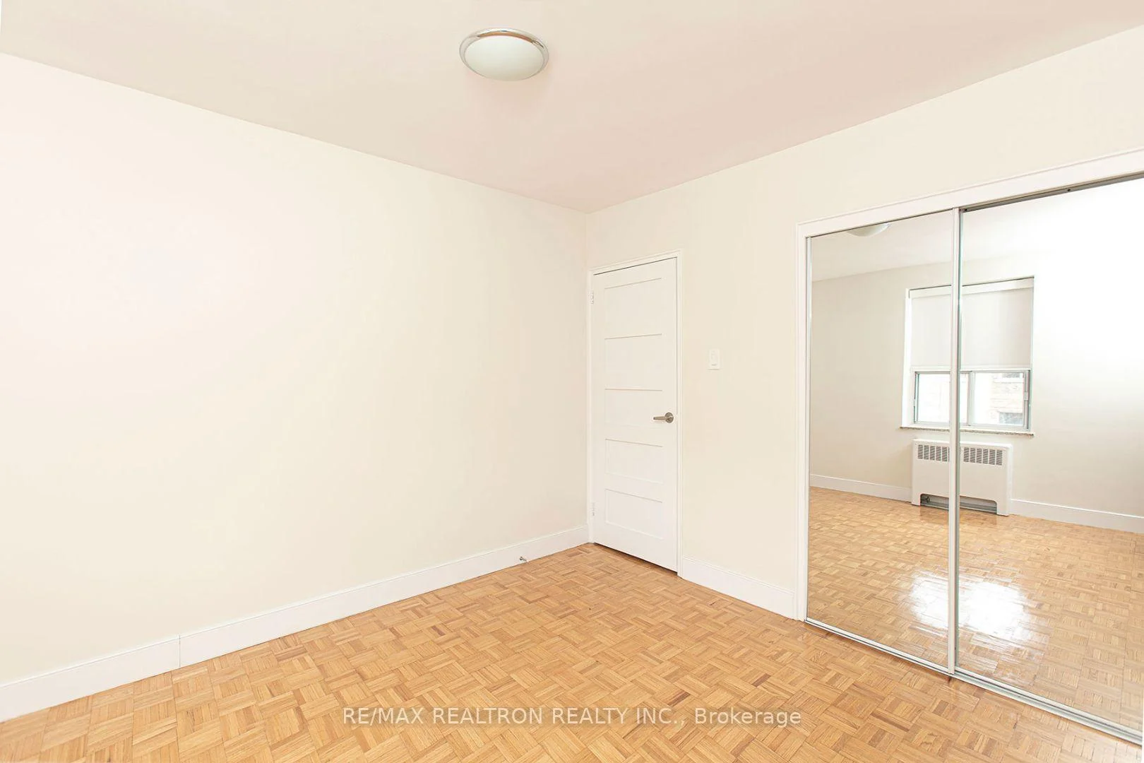 Photo 10 of Unit 305, 1291 Bayview Avenue, Toronto, Leaside — HOMEH