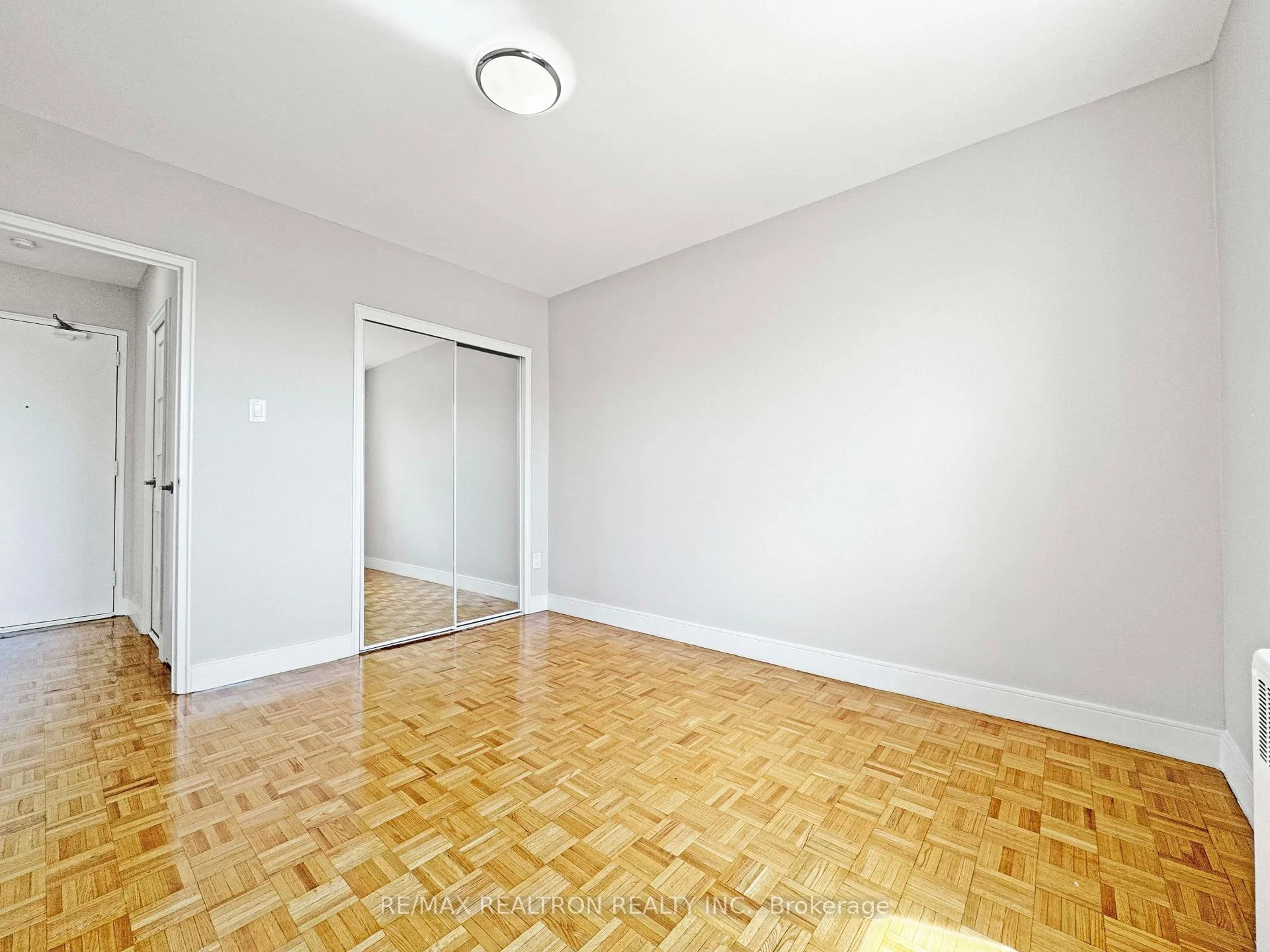 Photo 18 of Unit 305, 1291 Bayview Avenue, Toronto, Leaside — HOMEH