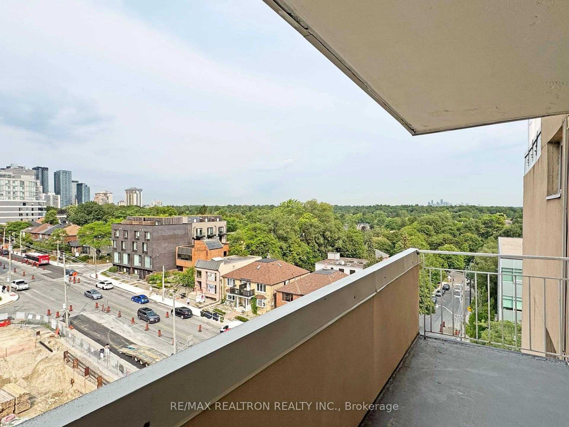 Photo 23 of Unit 903, 525 Eglinton Avenue E, Toronto, Mount Pleasant East — HOMEH
