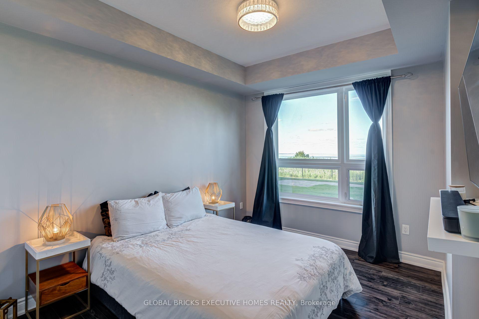 Photo 9 of Unit #106, 35 Southshore Crescent, Hamilton, Lakeshore — HOMEH