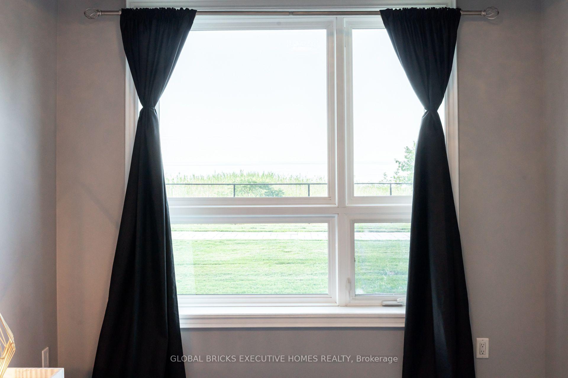 Photo 10 of Unit #106, 35 Southshore Crescent, Hamilton, Lakeshore — HOMEH