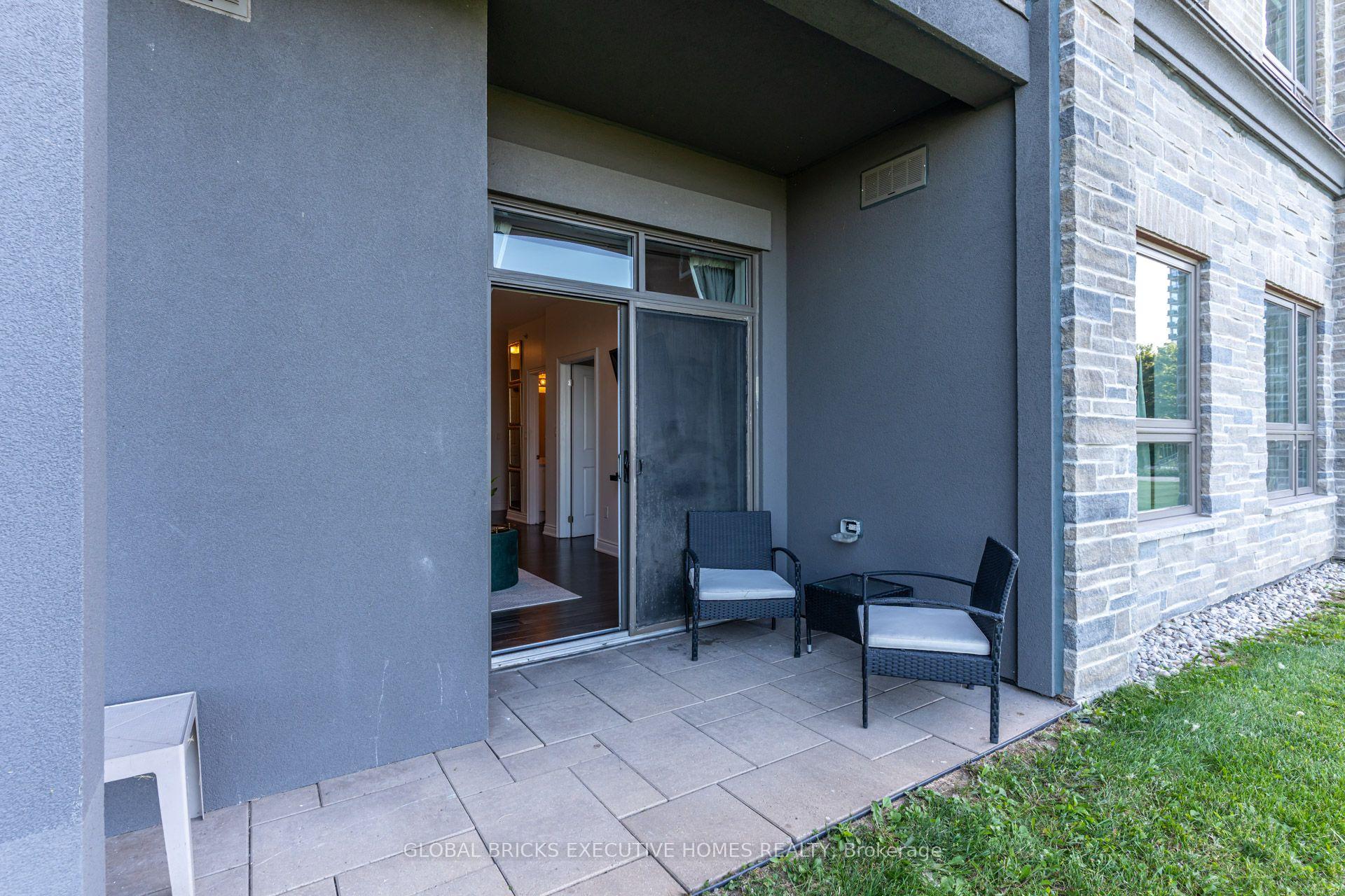 Photo 11 of Unit #106, 35 Southshore Crescent, Hamilton, Lakeshore — HOMEH