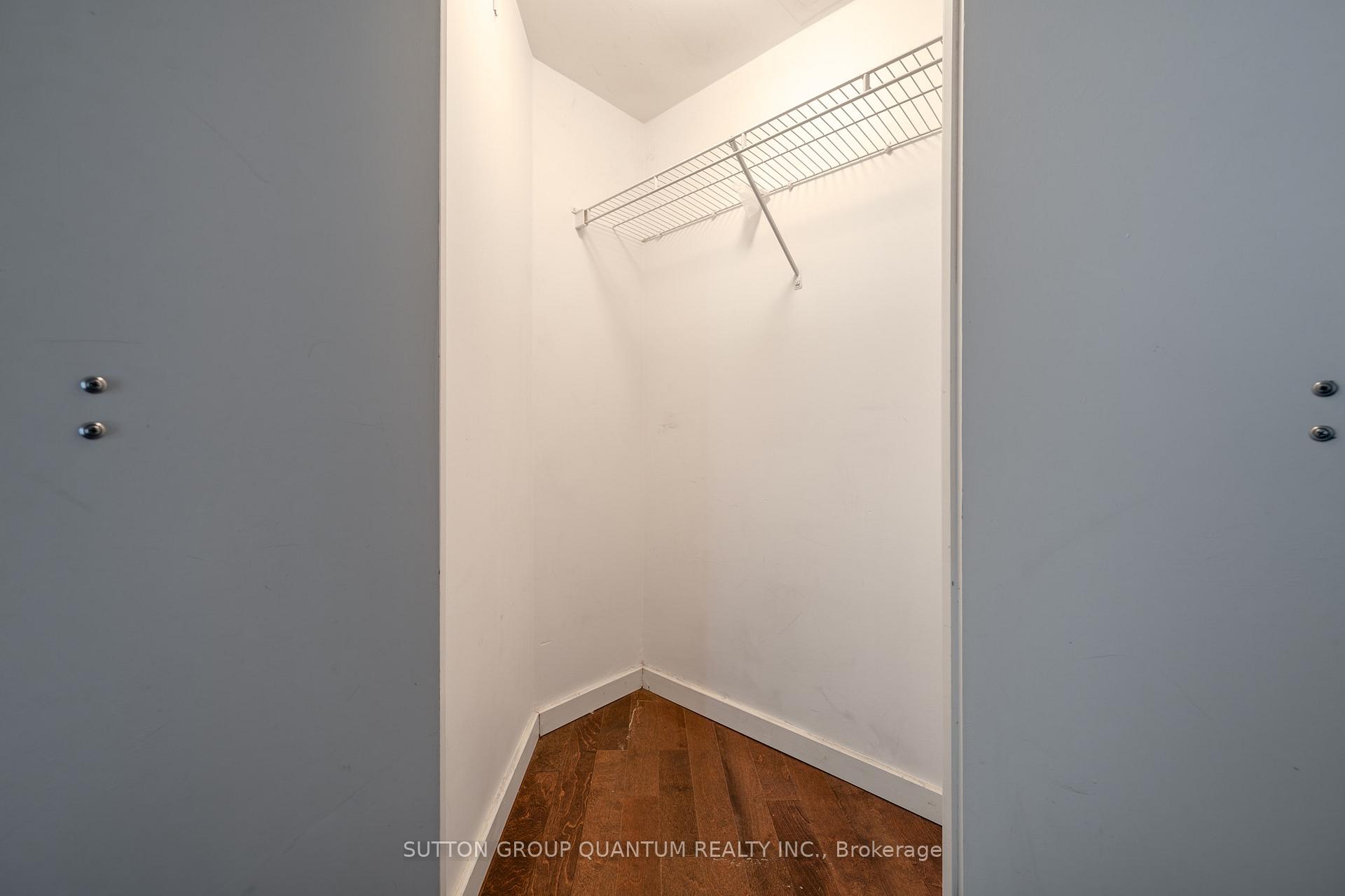 Photo 10 of Unit 904, 8 York Street, Toronto, Waterfront Communities — HOMEH