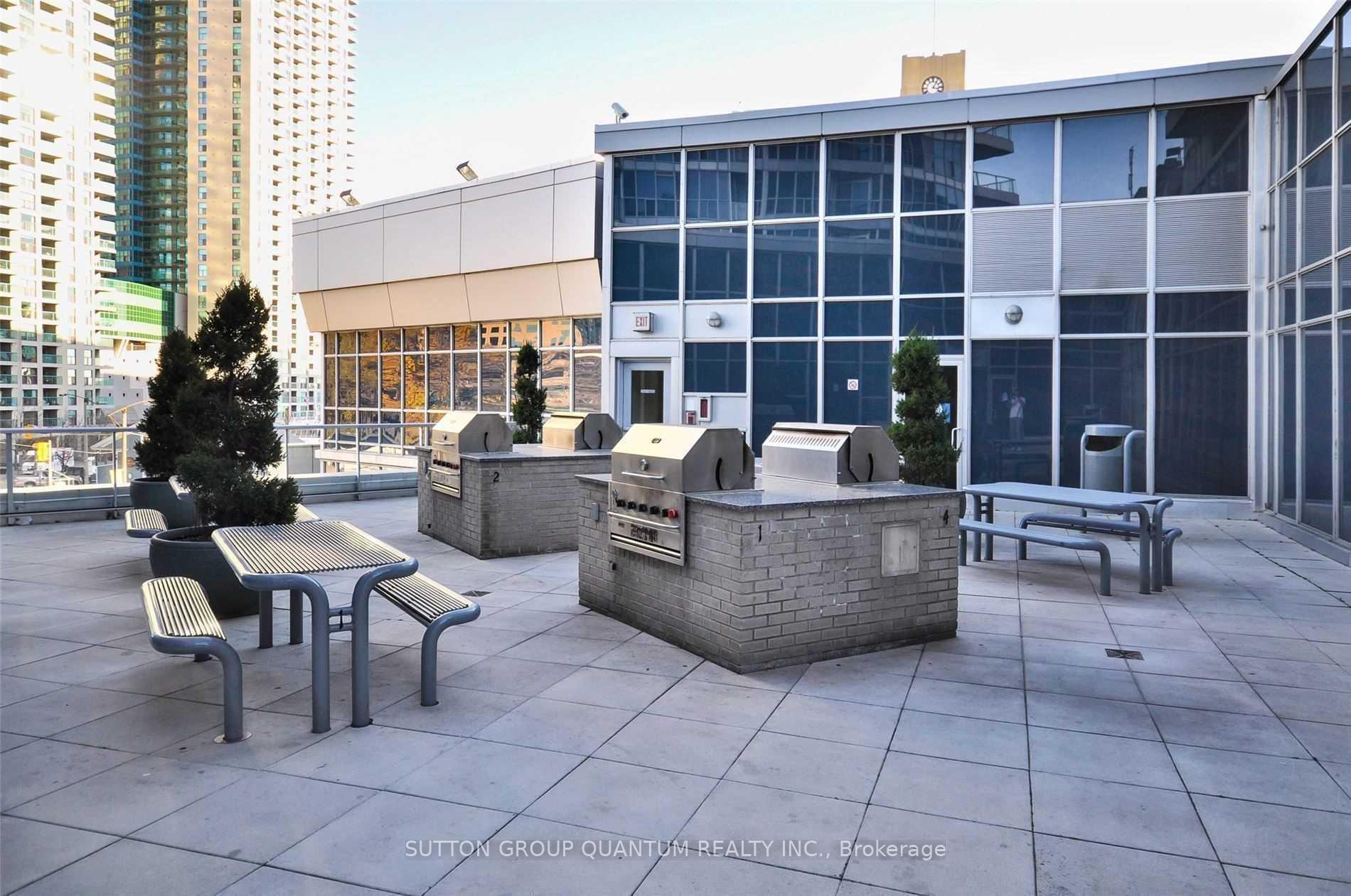 Photo 26 of Unit 904, 8 York Street, Toronto, Waterfront Communities — HOMEH