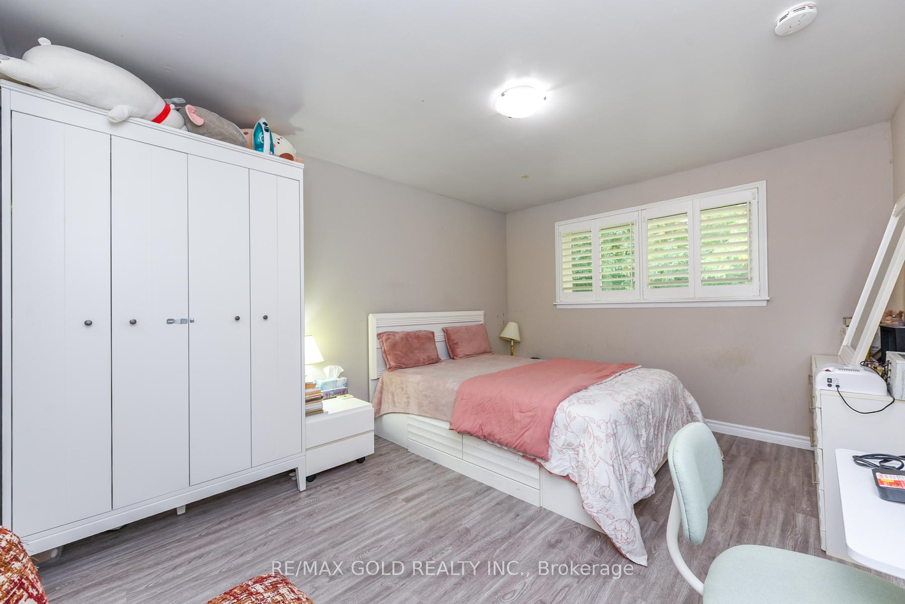 Photo 11 of 11 Dudley Place, Brampton, Southgate — HOMEH